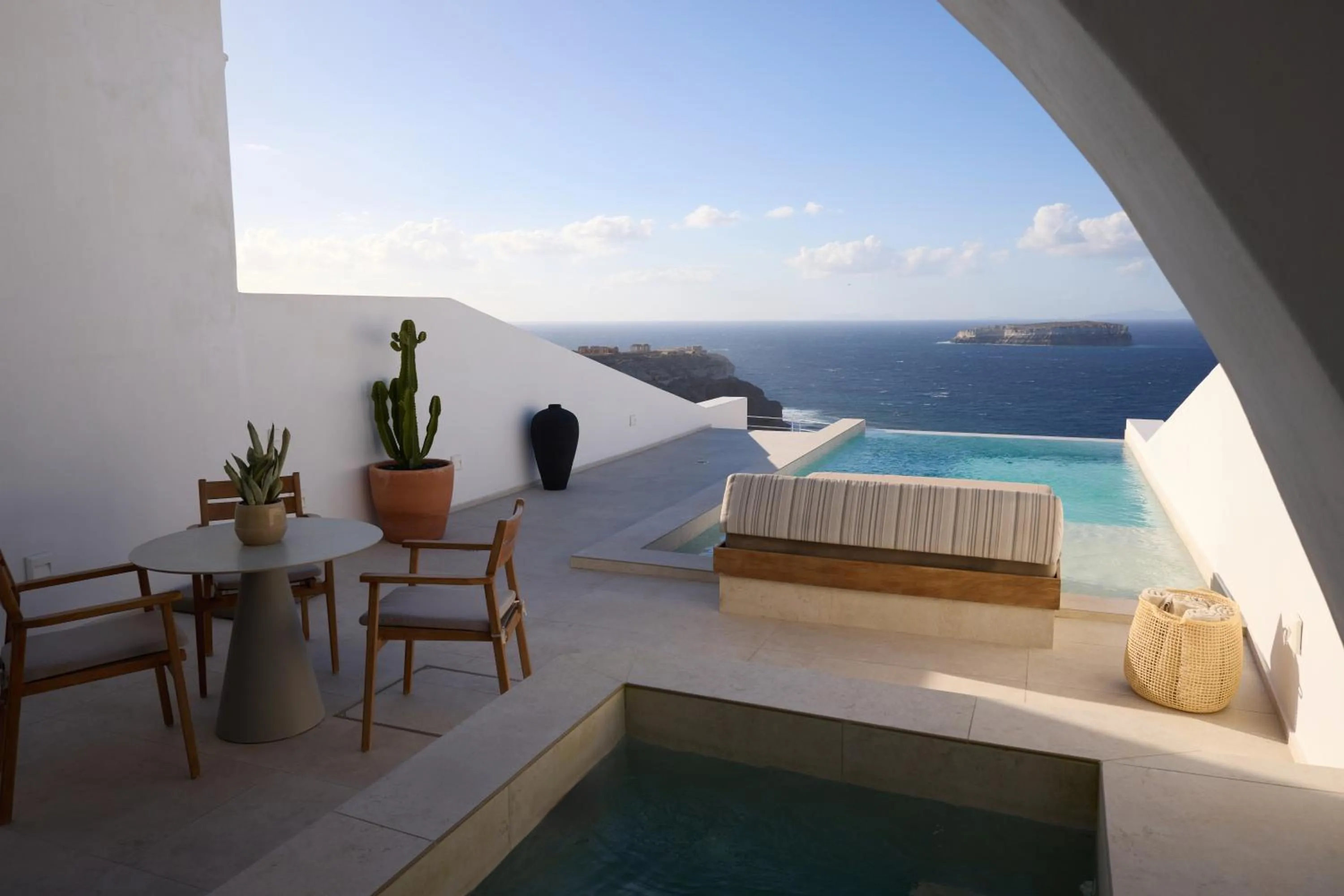 Patio in Omna Caldera Suites