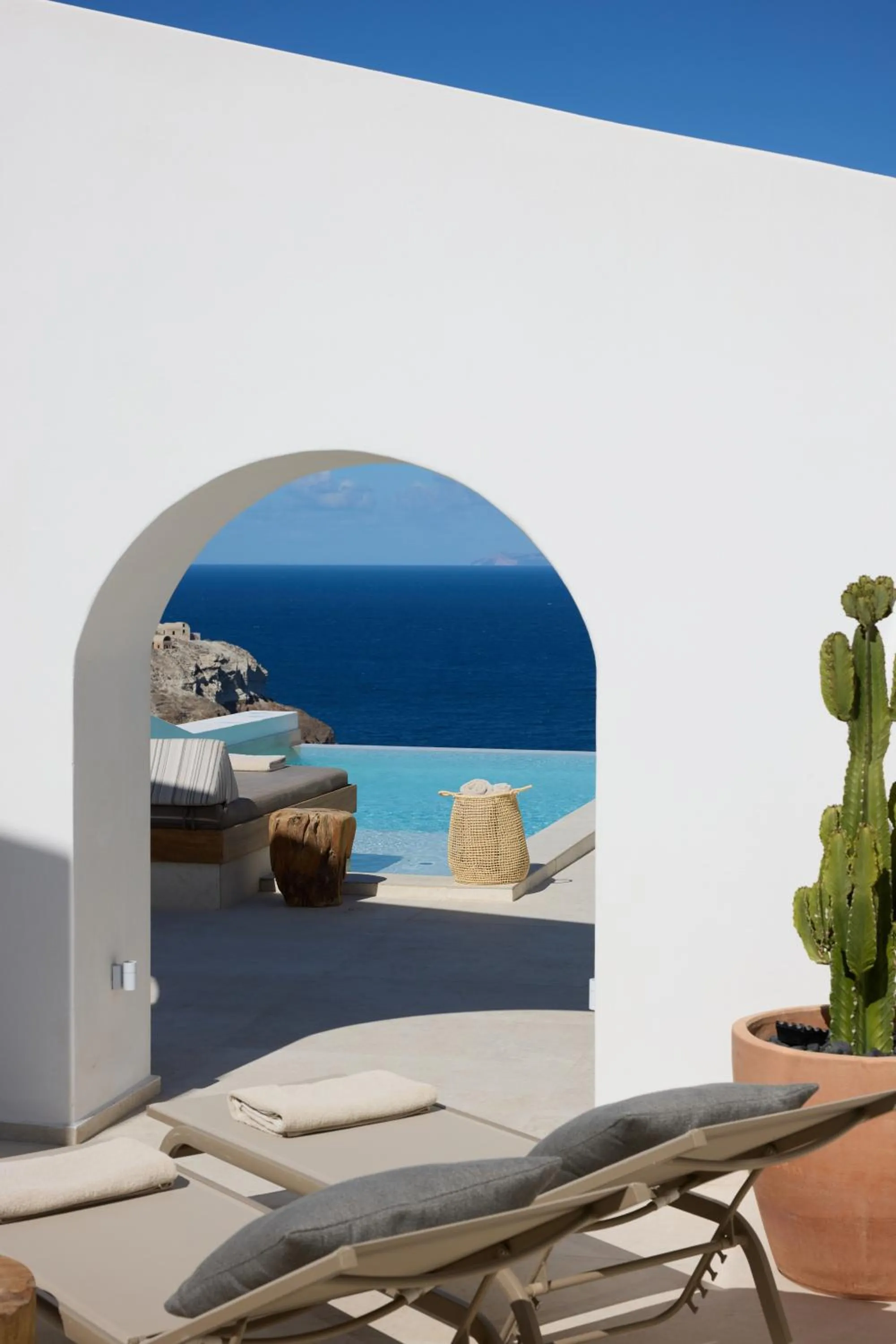 Patio in Omna Caldera Suites