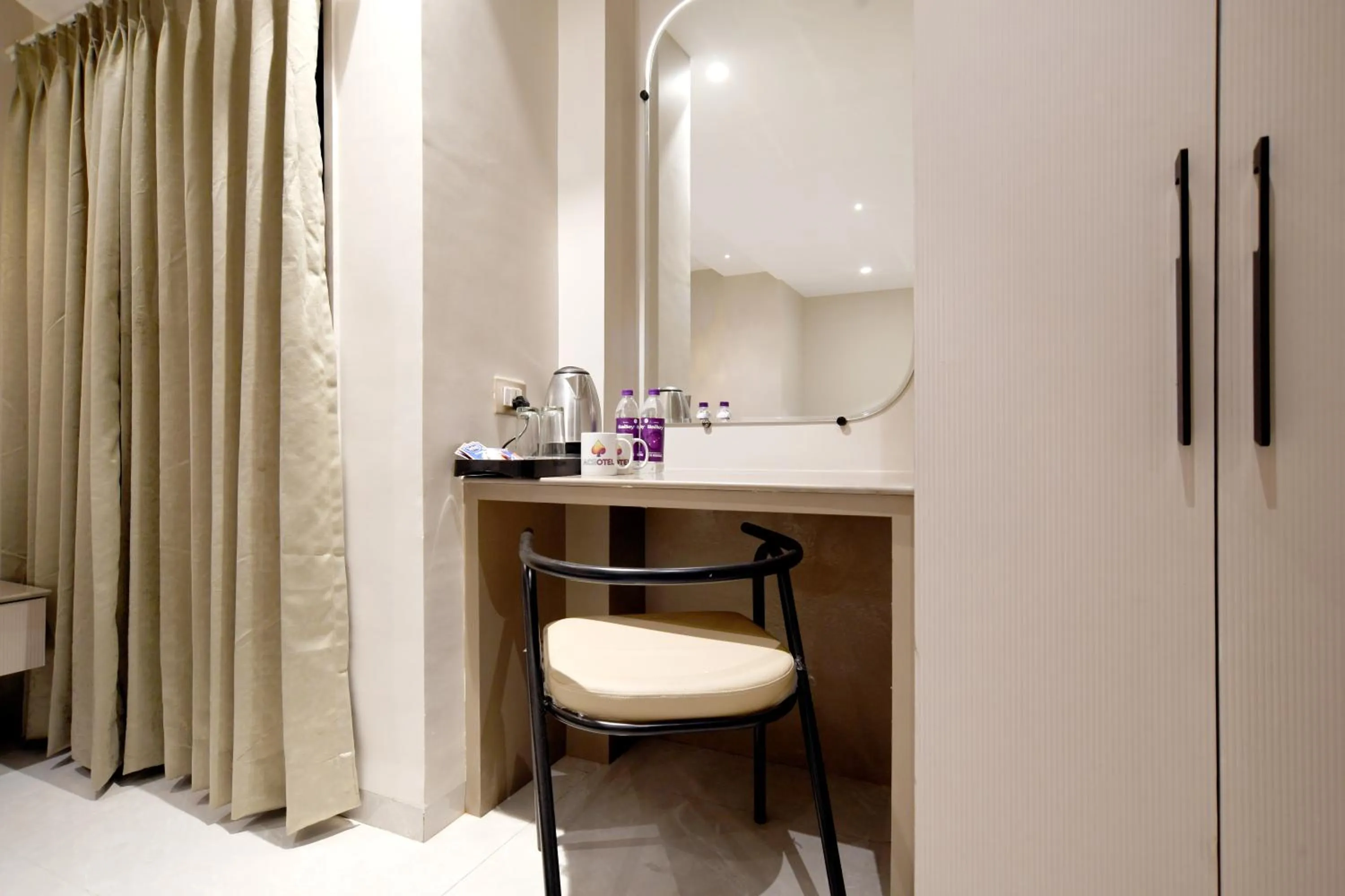 Coffee/tea facilities in Aceotel Select Tulsi Vijay Nagar- A Luxury Boutique Hotel