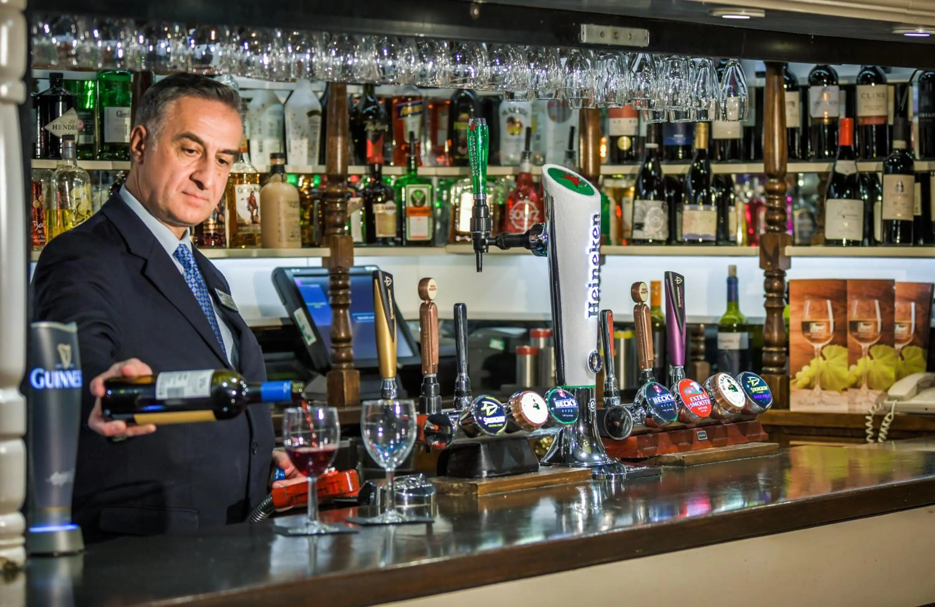 Lounge or bar in Last Drop Village Hotel & Spa