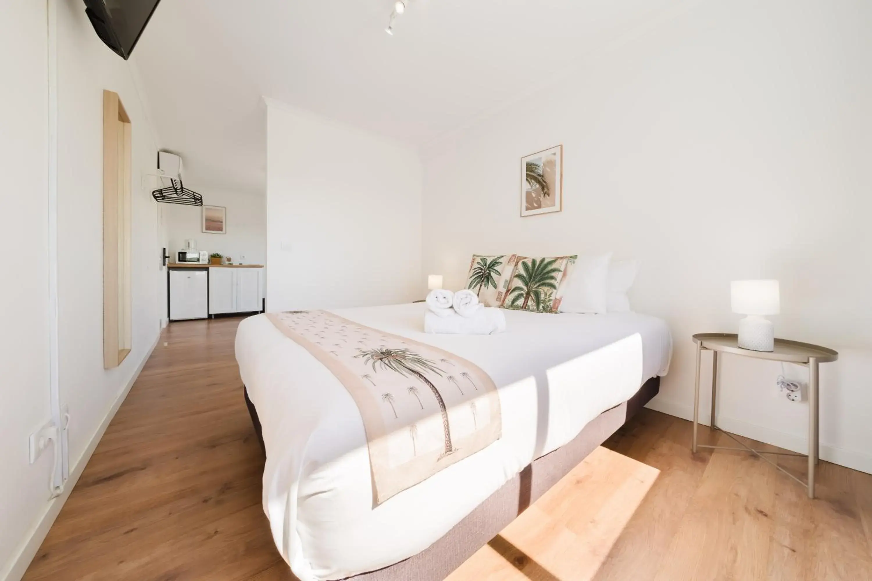 Superior Double Room in Villa Paraíso da Caparica Superior Double Room in Villa Paraíso da Caparica