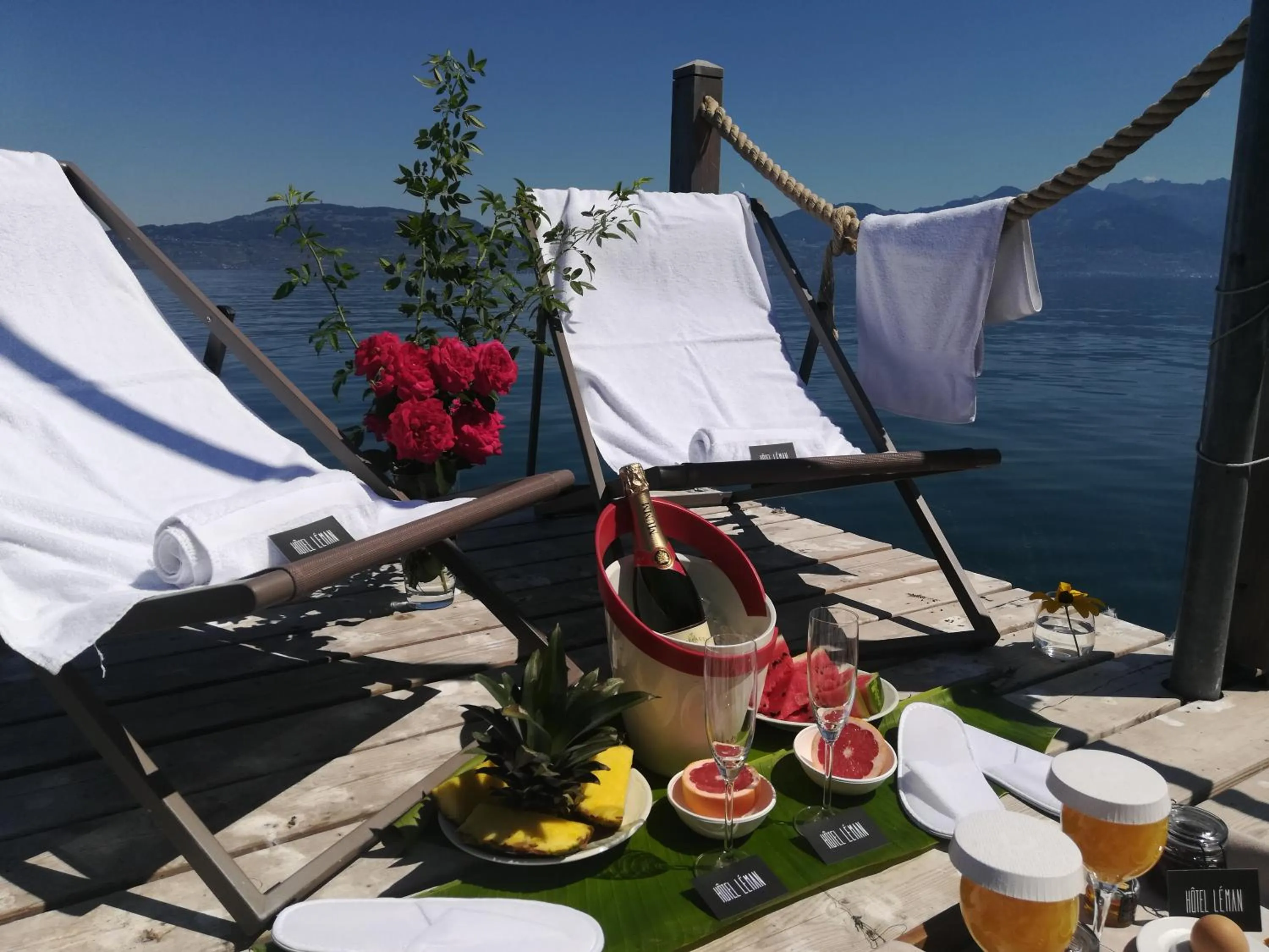 Beach in Hotel Le Léman