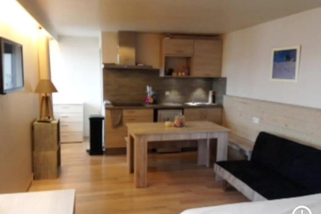 Kitchen or kitchenette in Hotel Le Léman