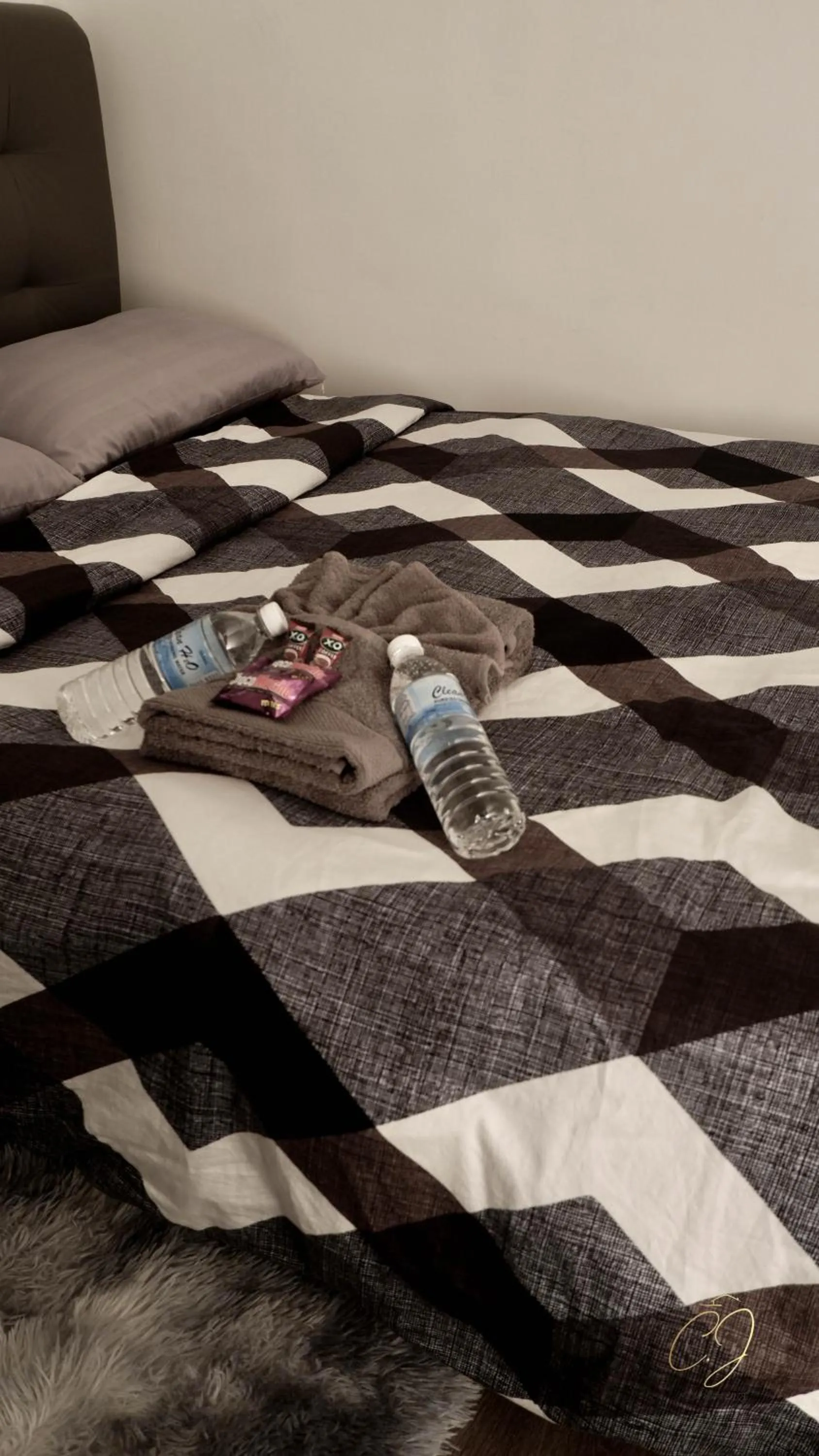 Bed in CJ Apartments