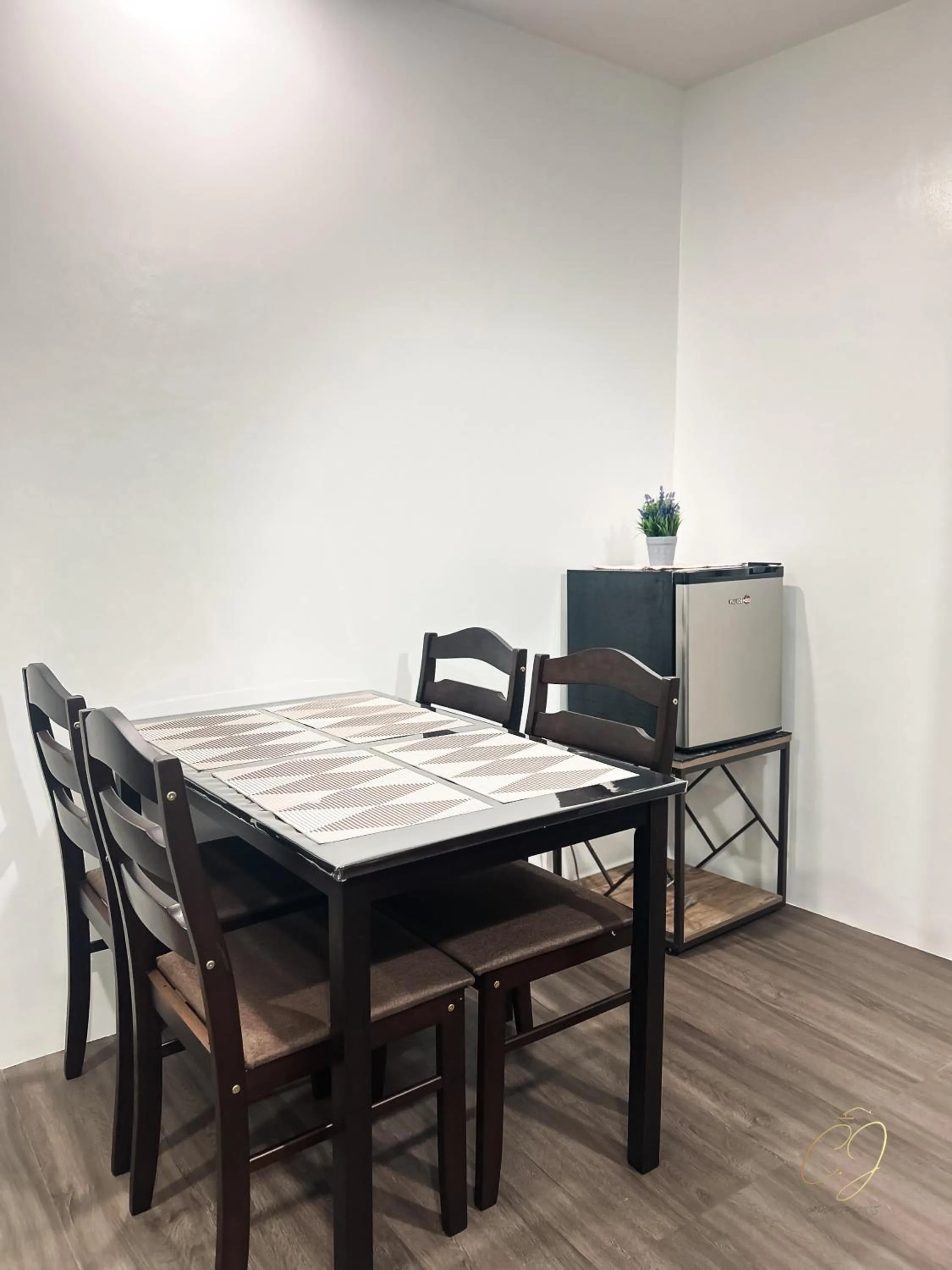 Kitchen or kitchenette in CJ Apartments