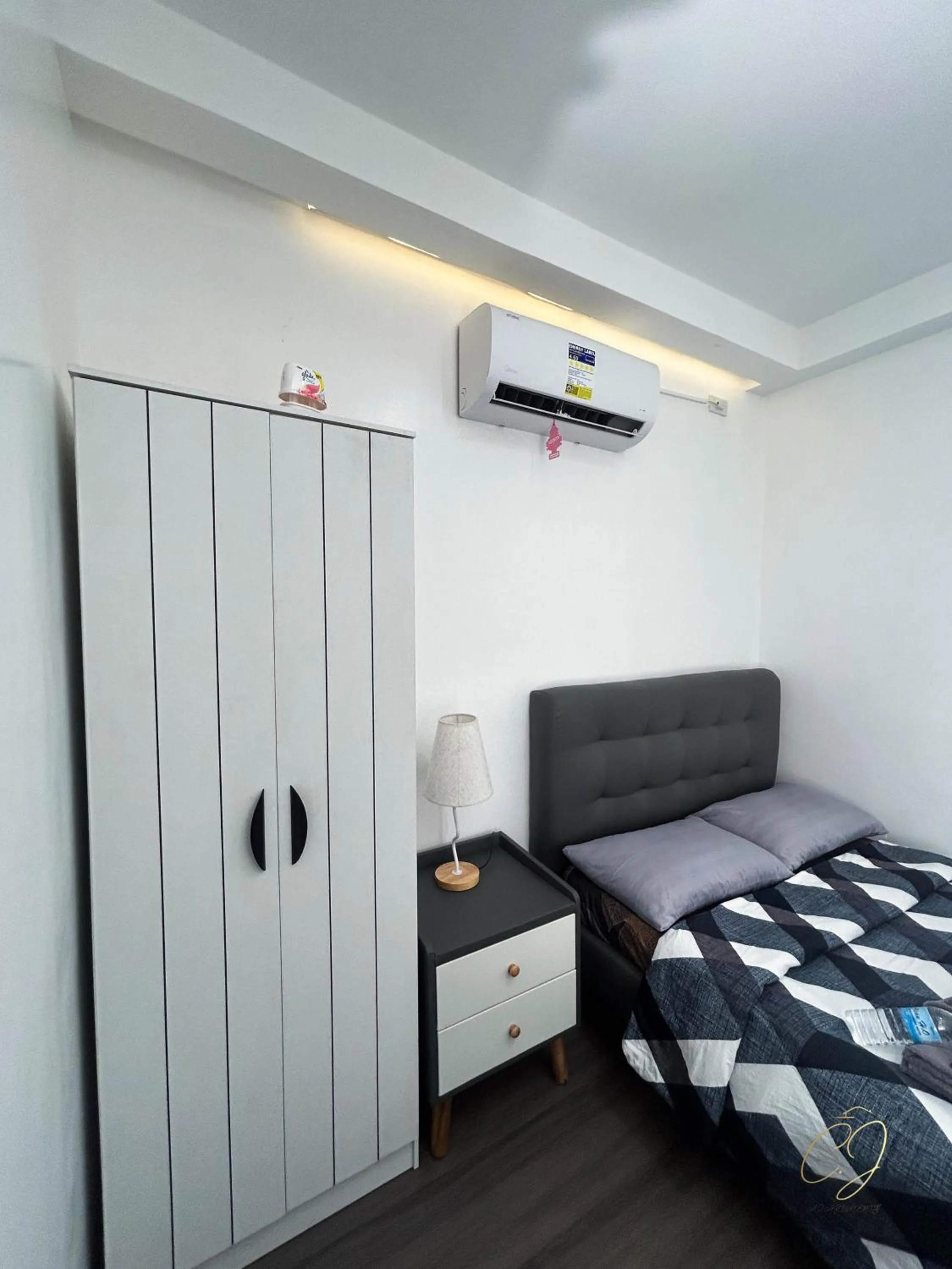 Bed in CJ Apartments