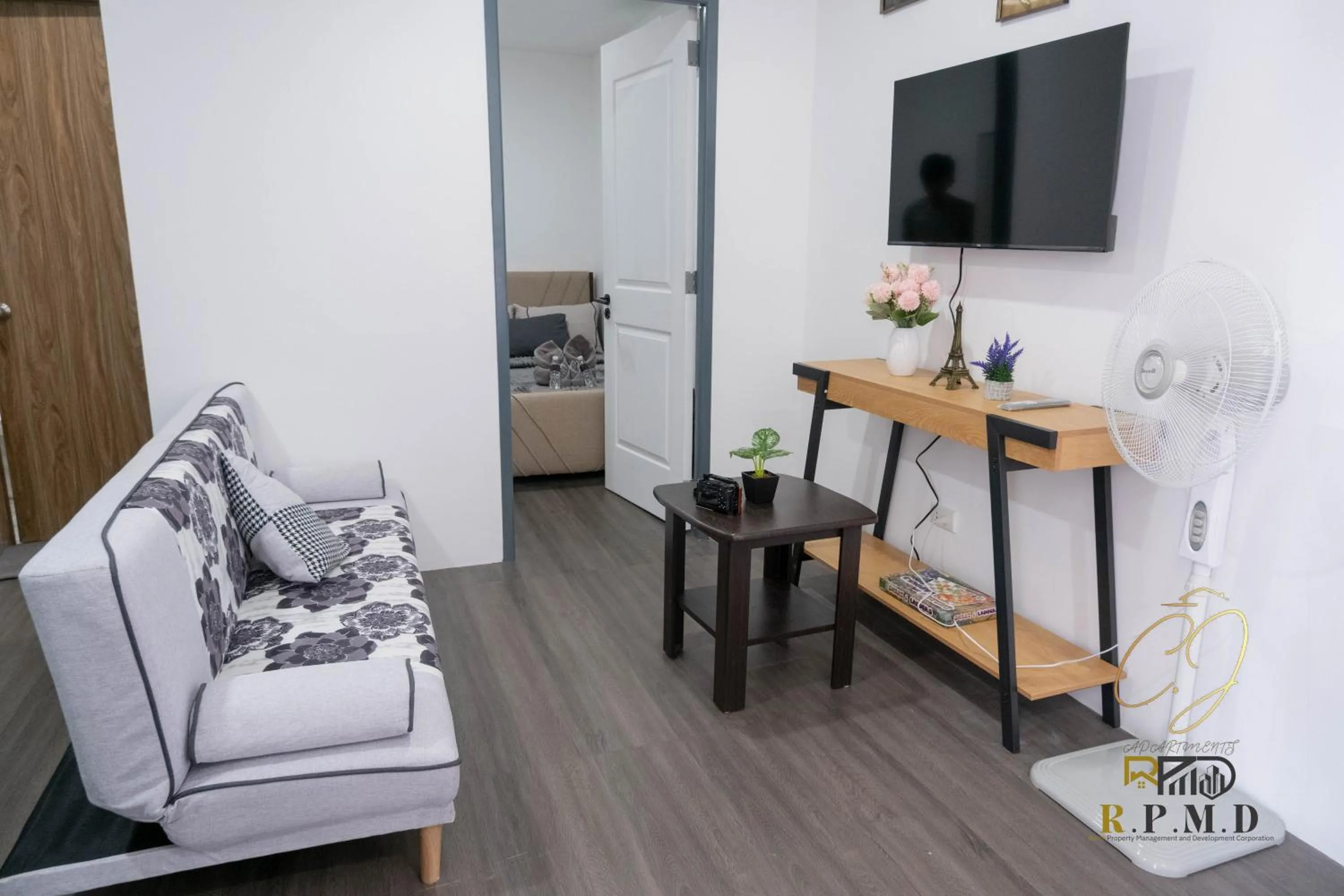 Bed in CJ Apartments