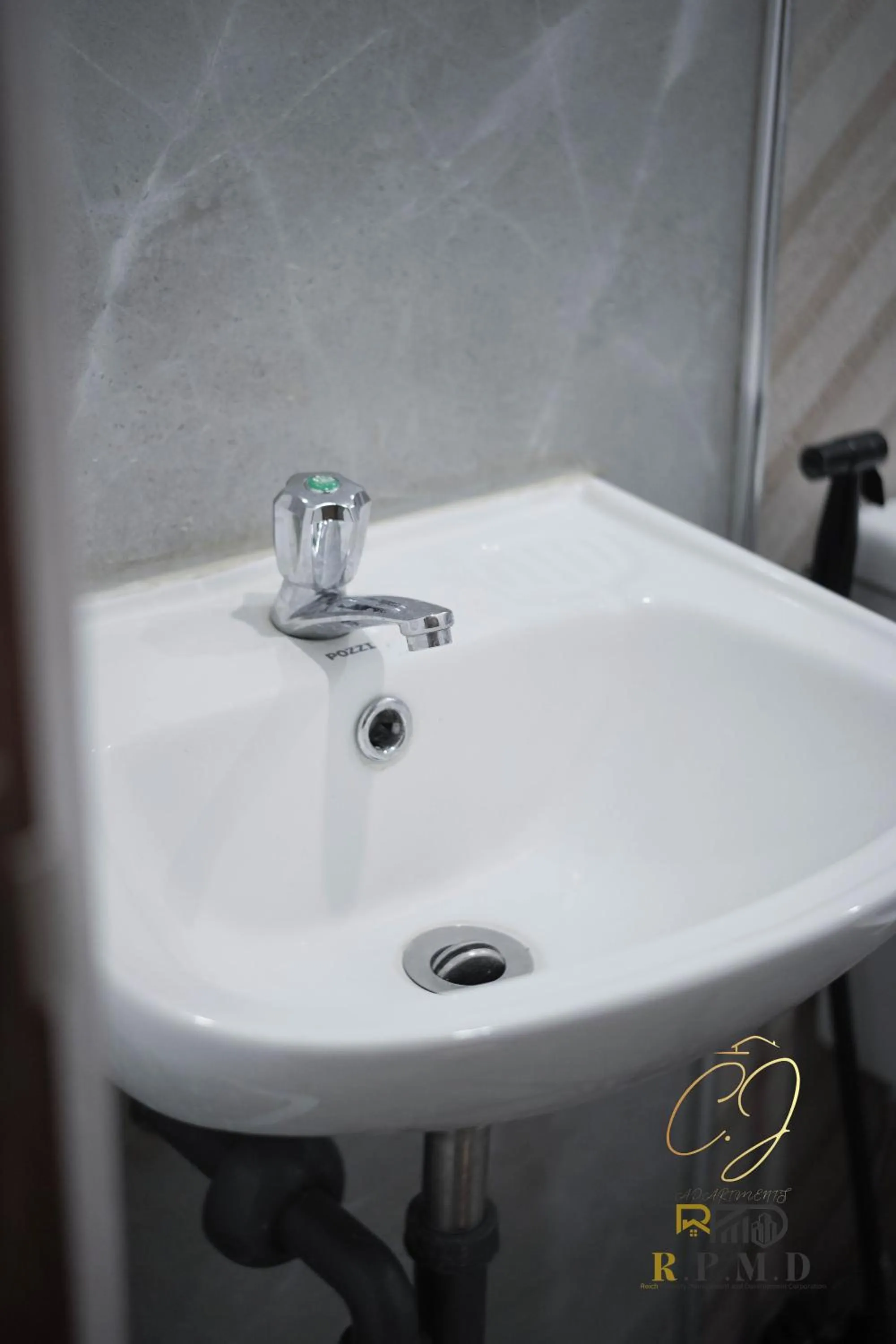 Bathroom in CJ Apartments