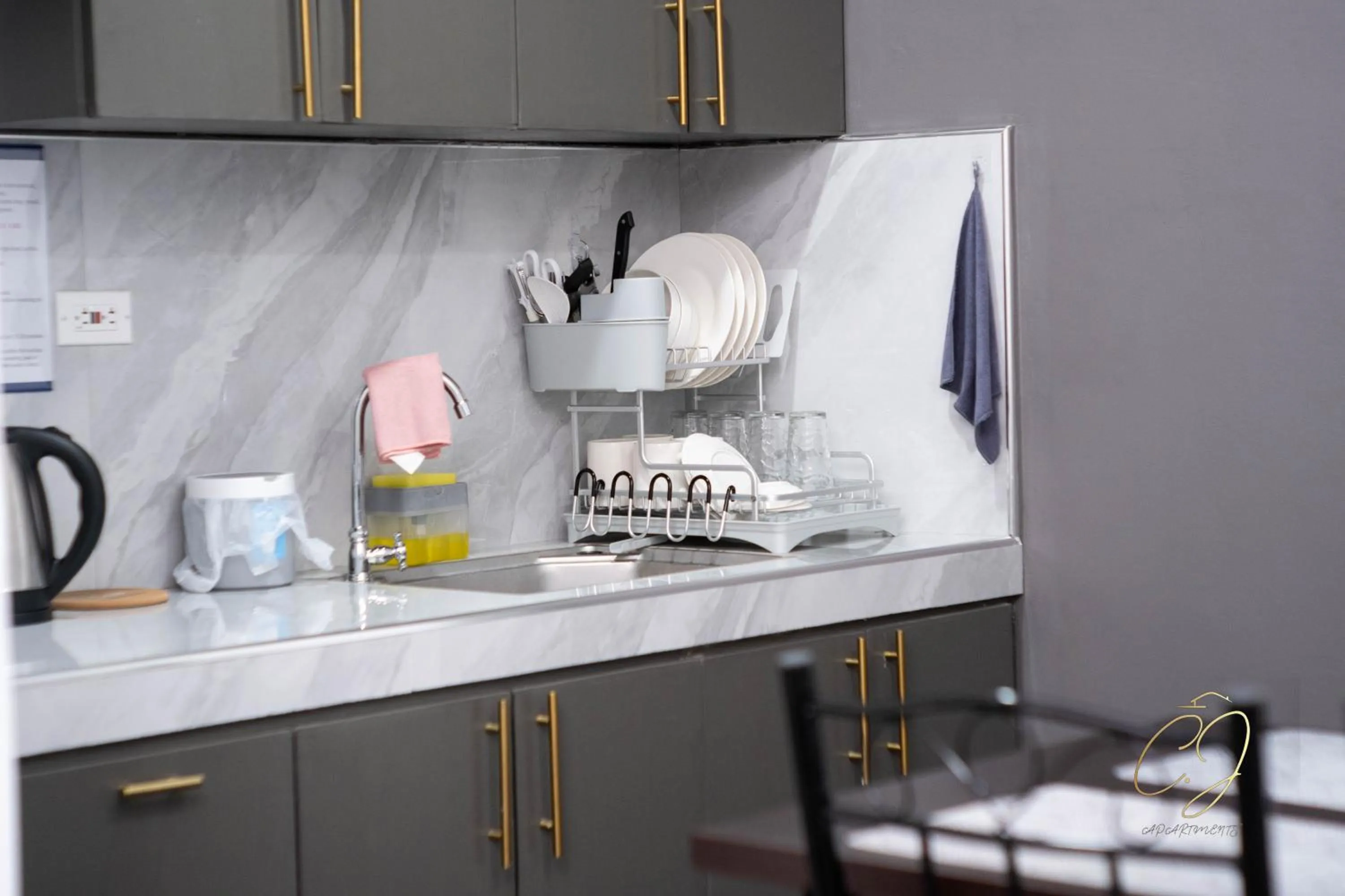 Coffee/tea facilities in CJ Apartments