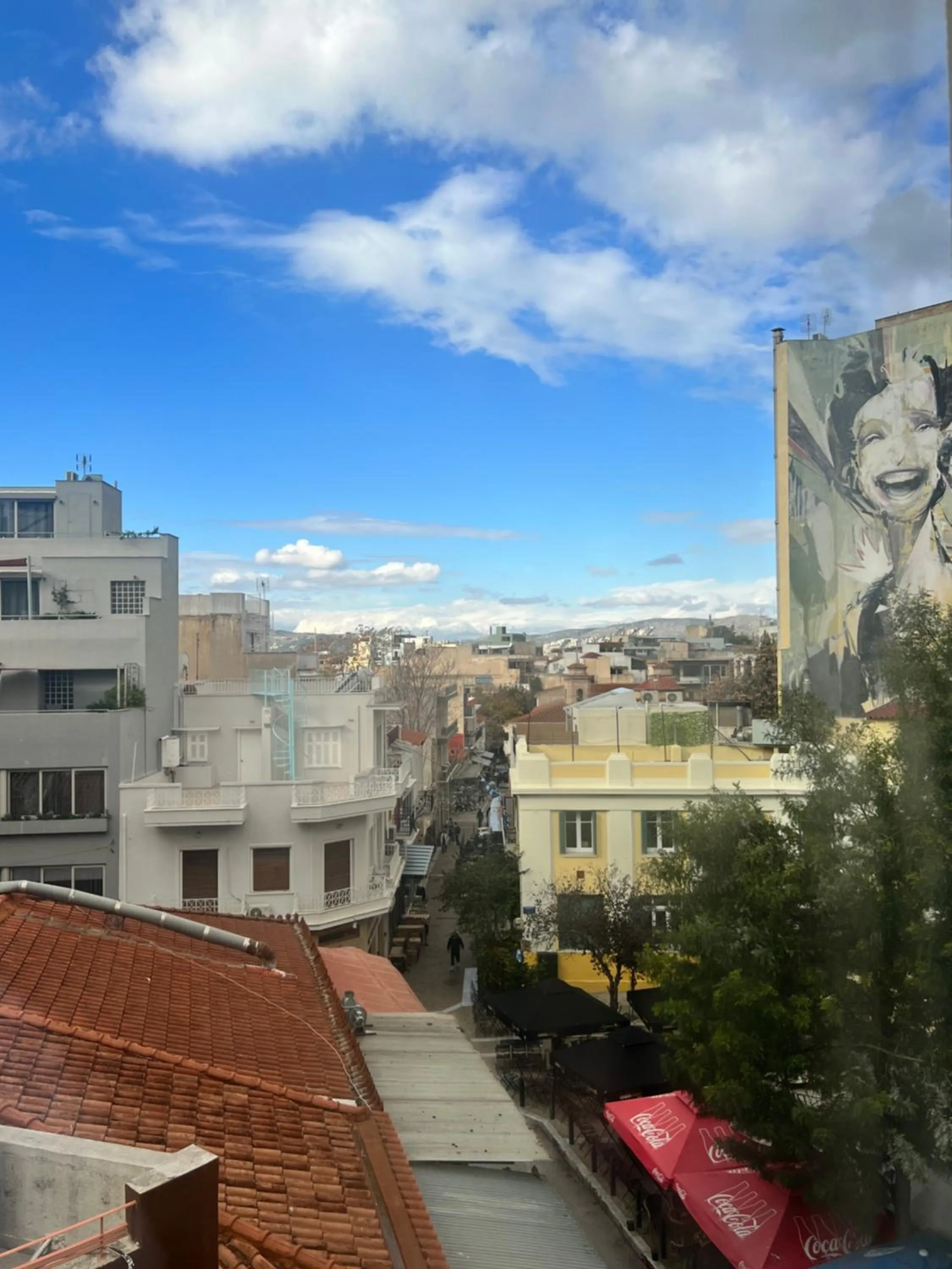 Property building in Athenian Retreat Penthouses