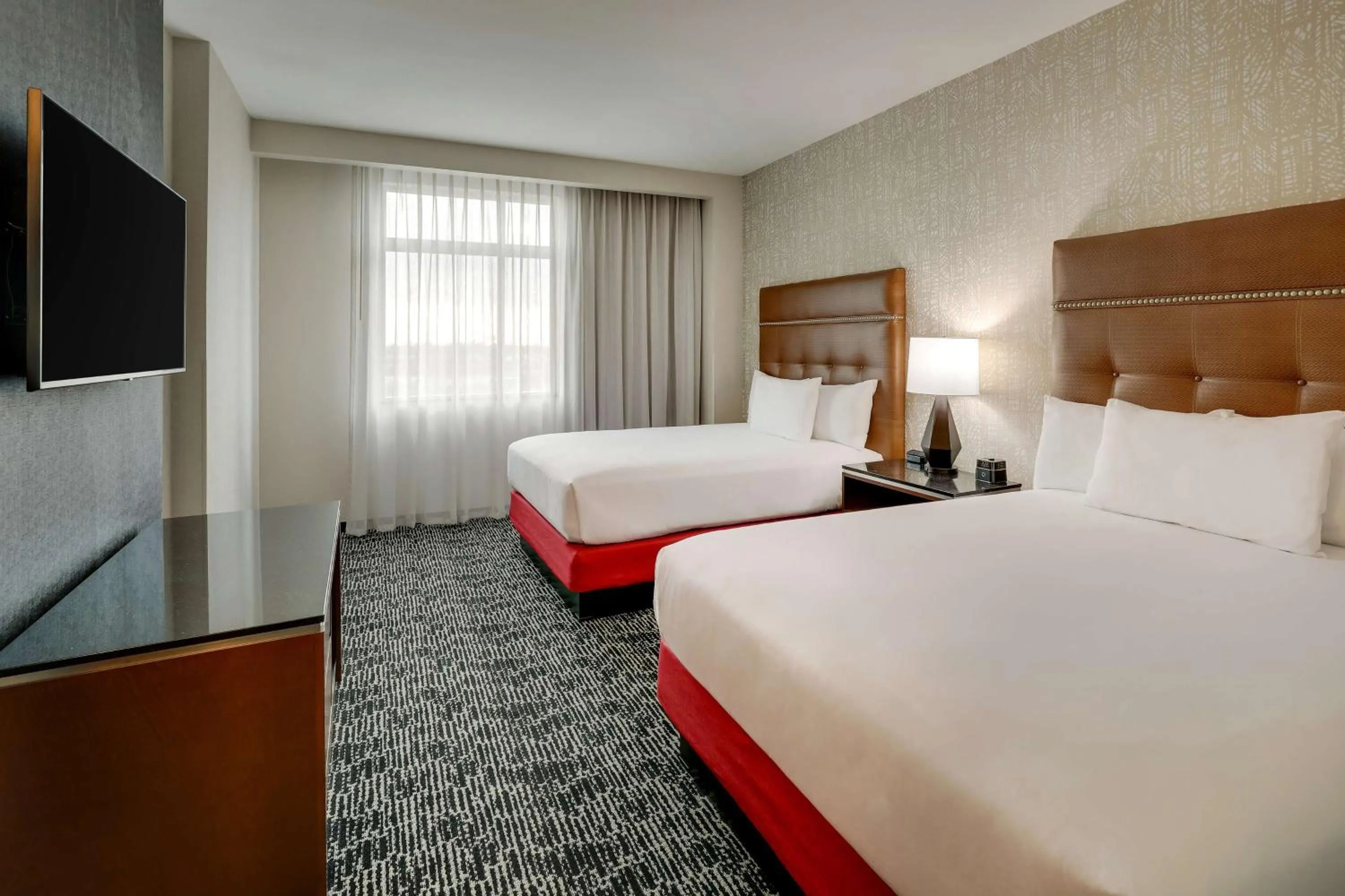 Bedroom, Bed in Drury Plaza Hotel Cincinnati Florence