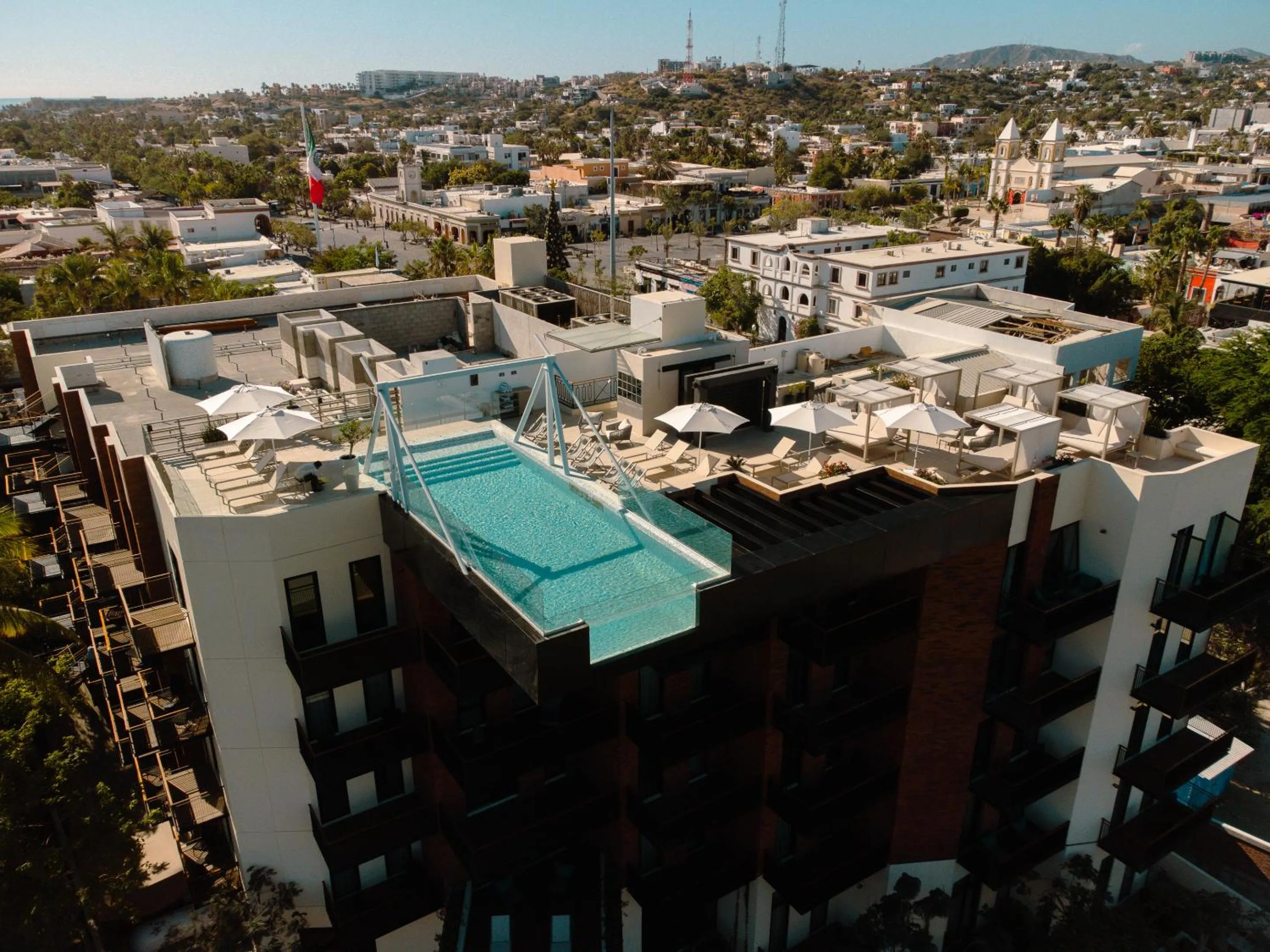 Swimming pool in Flamboyan Hotel & Residences
