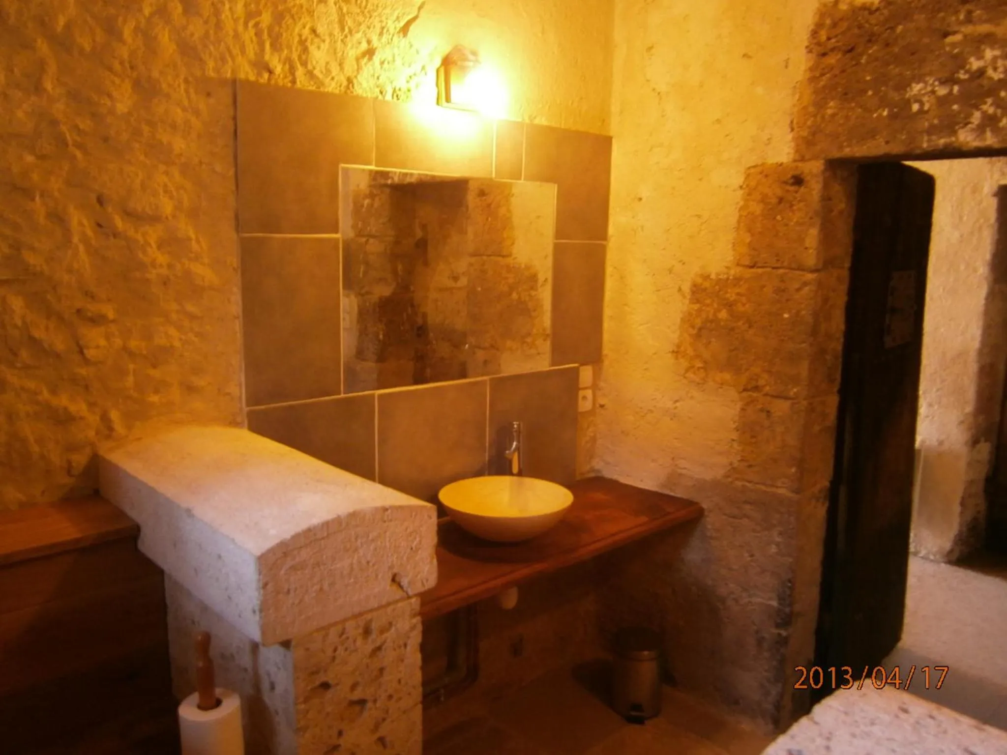 Bathroom in La Tour Beauvoir