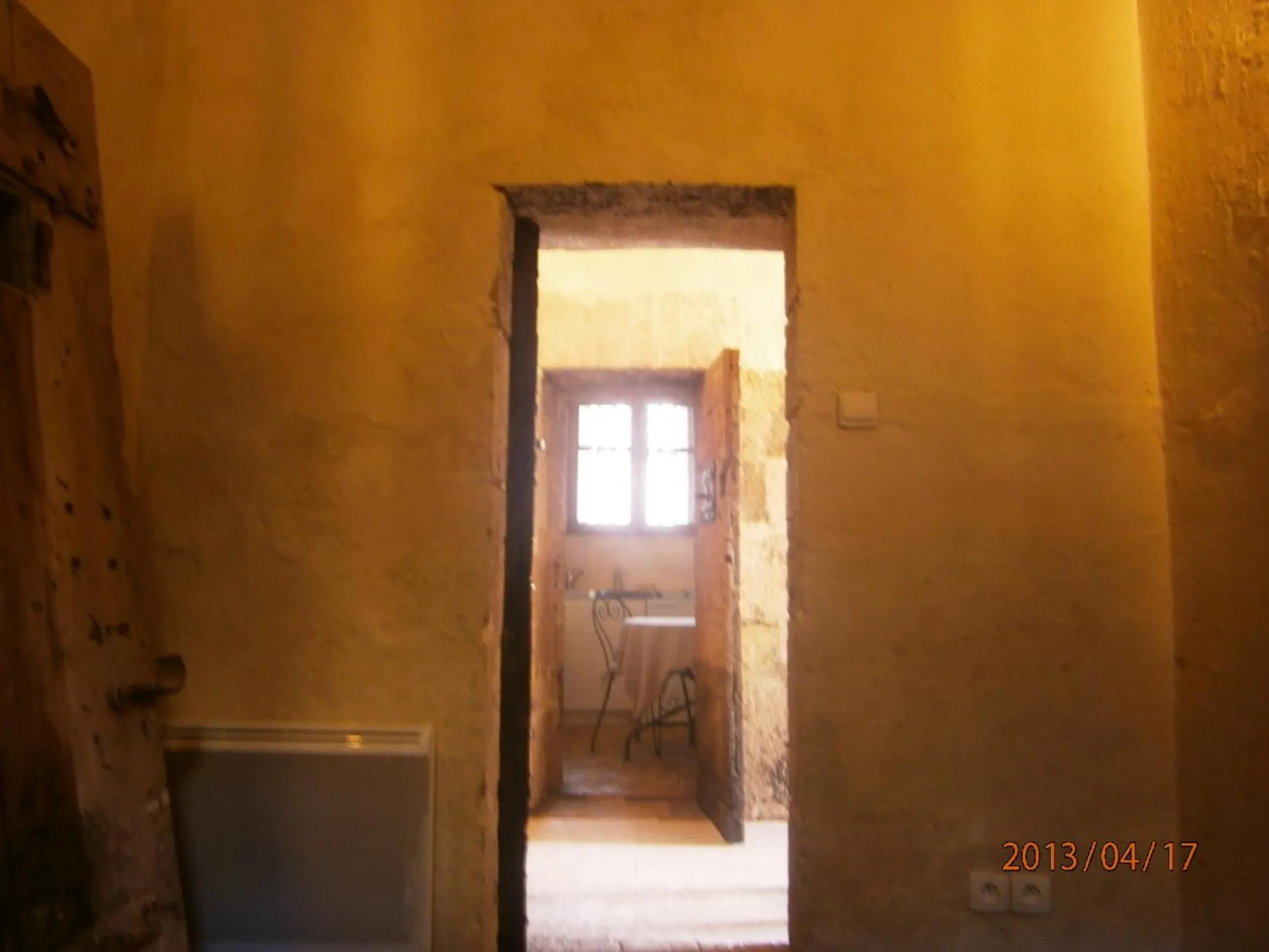 Dining area in La Tour Beauvoir