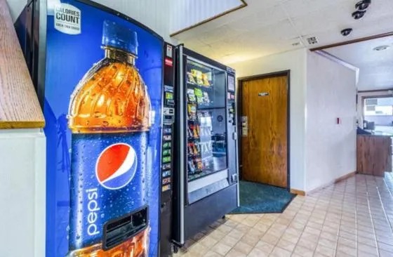 vending machine in Dakota inn