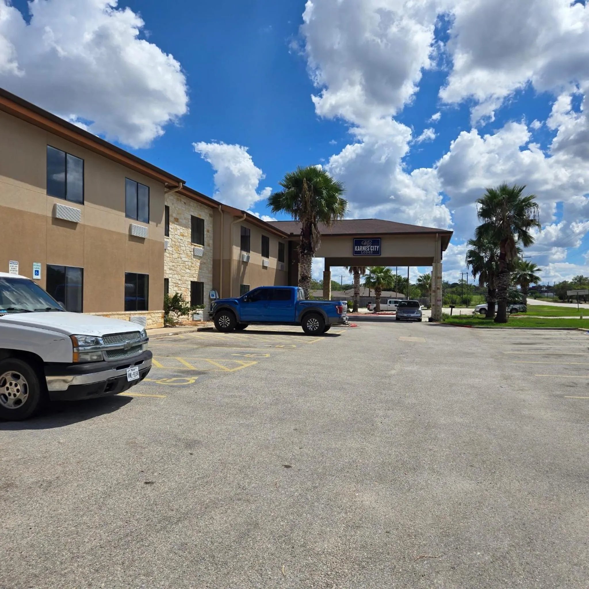 On site in Karnes City Lodge