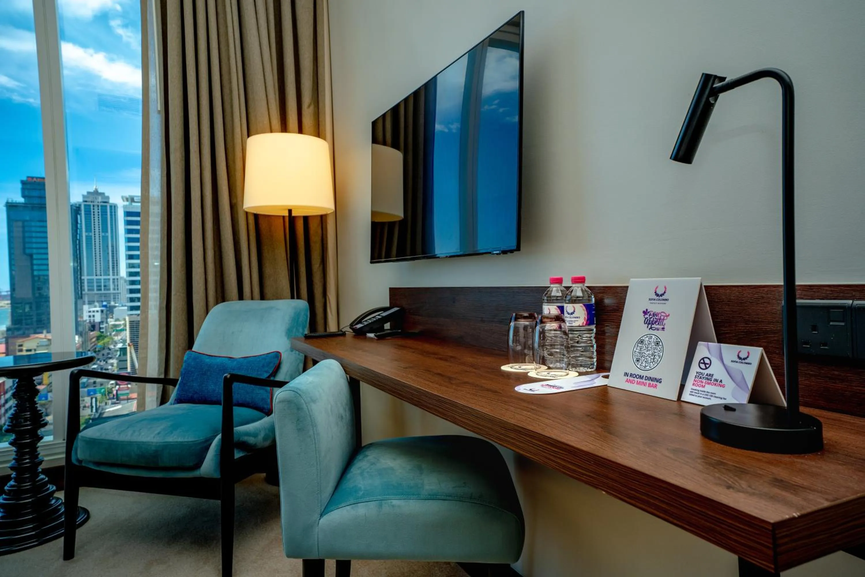 Living room in Sofia Colombo City Hotel