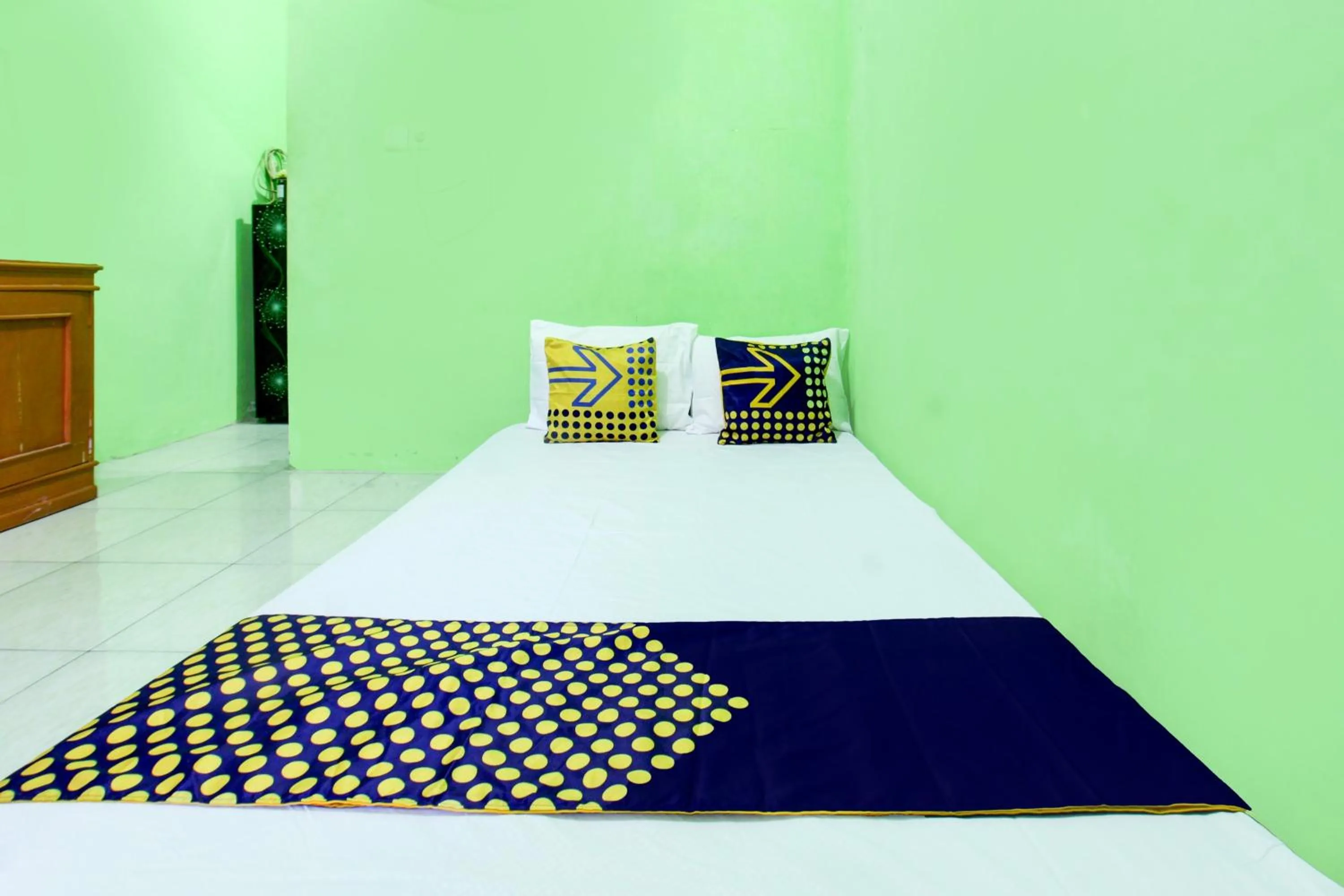 Bedroom, Bed in OYO Life 93255 Kosan Teratai Jaya