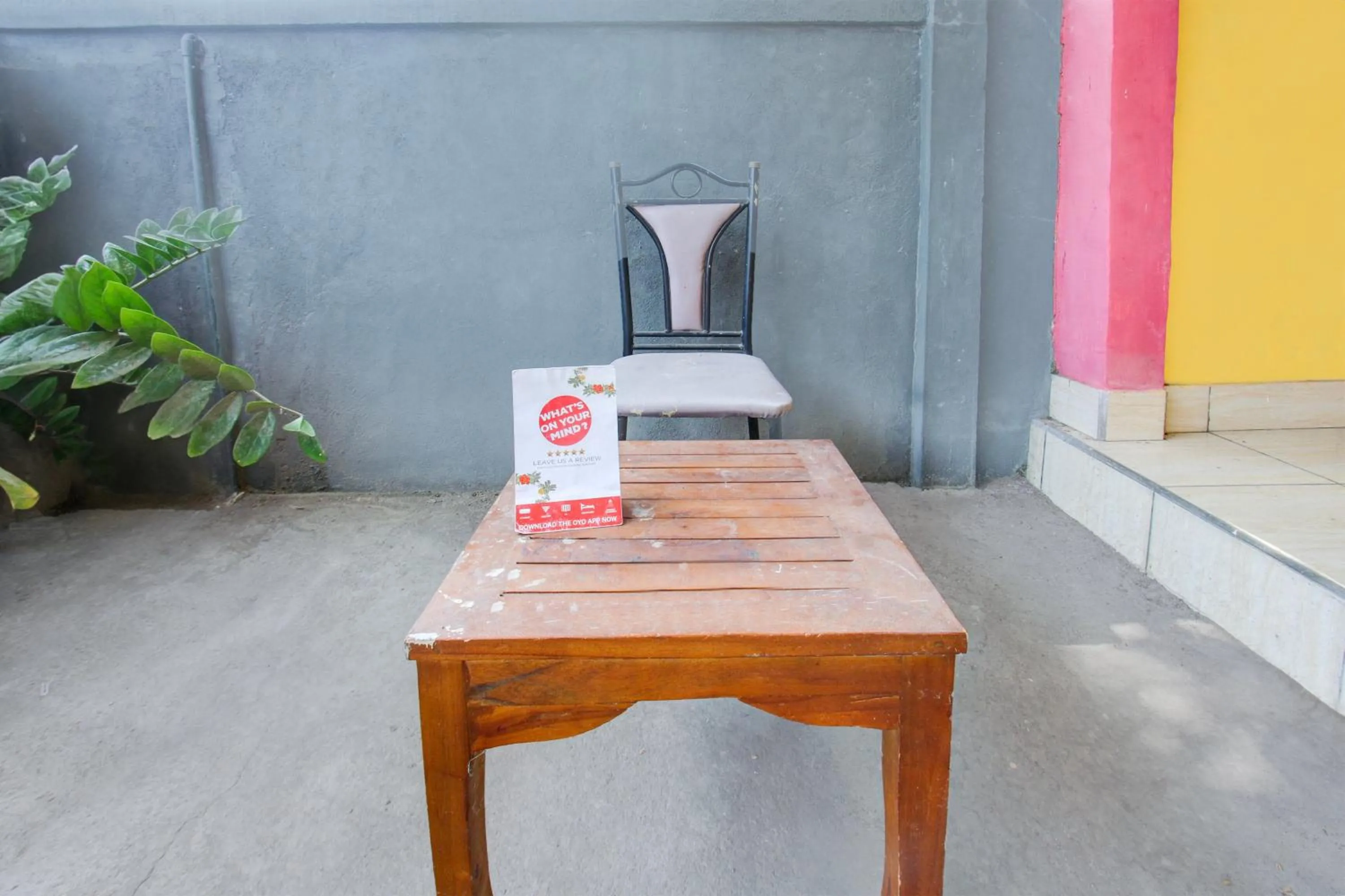 Lobby or reception in OYO Life 93284 Kos Cendana Raya