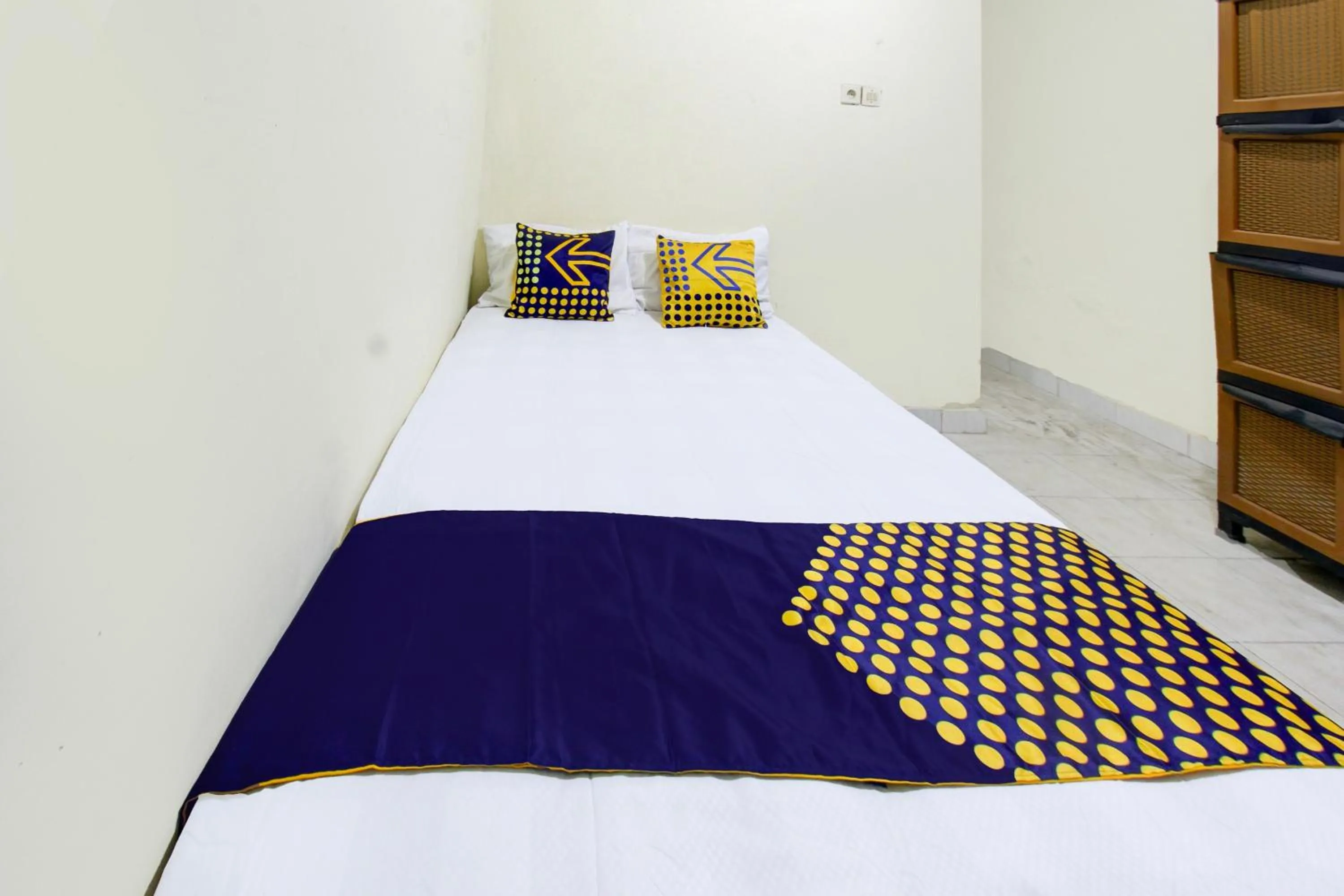 Bedroom, Bed in OYO Life 93284 Kos Cendana Raya