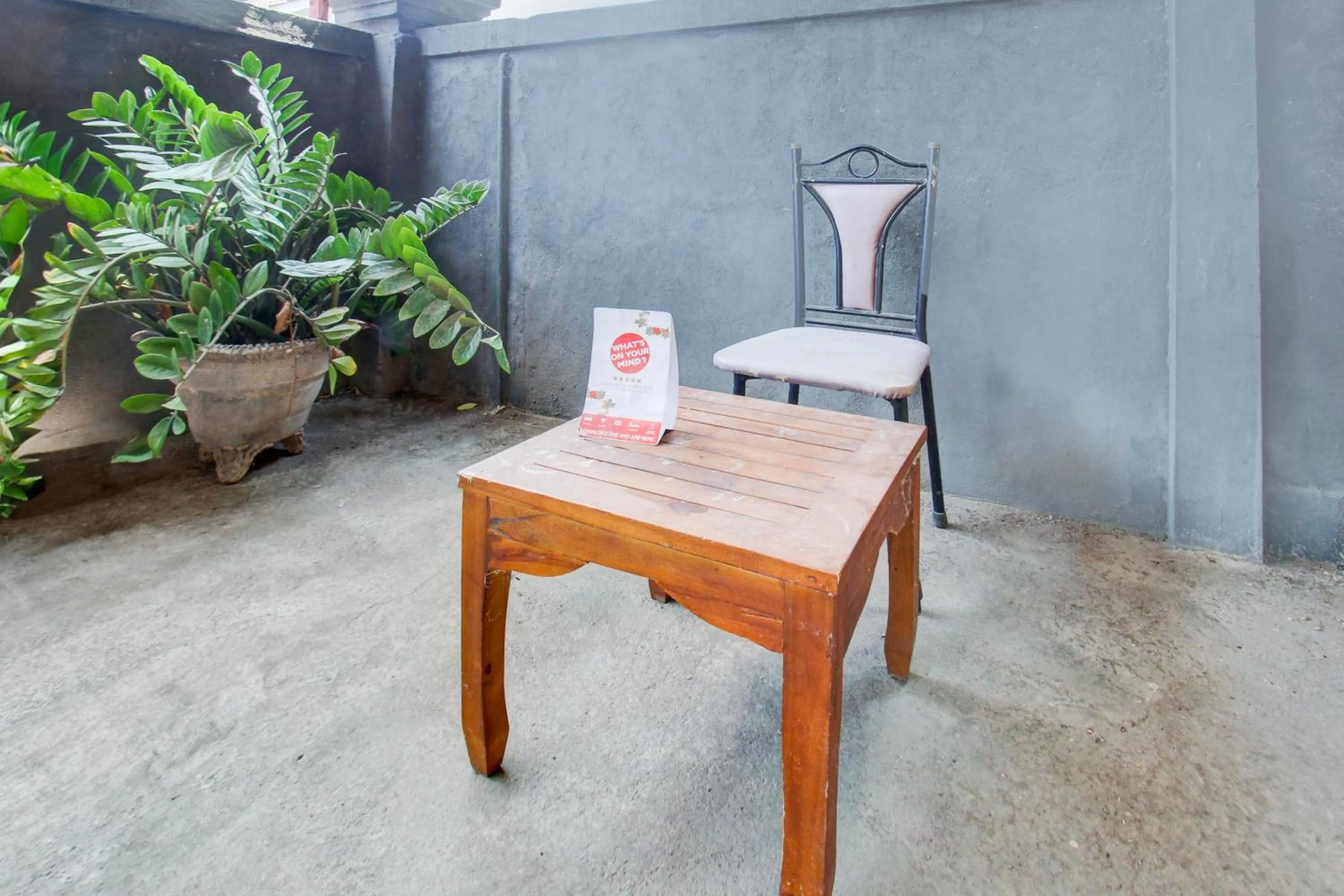 Lobby or reception in OYO Life 93284 Kos Cendana Raya