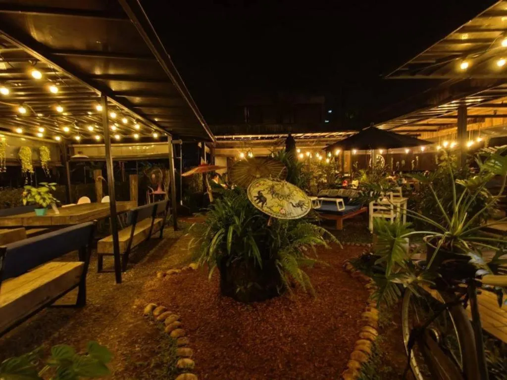 Restaurant/places to eat in The Willow Phangan