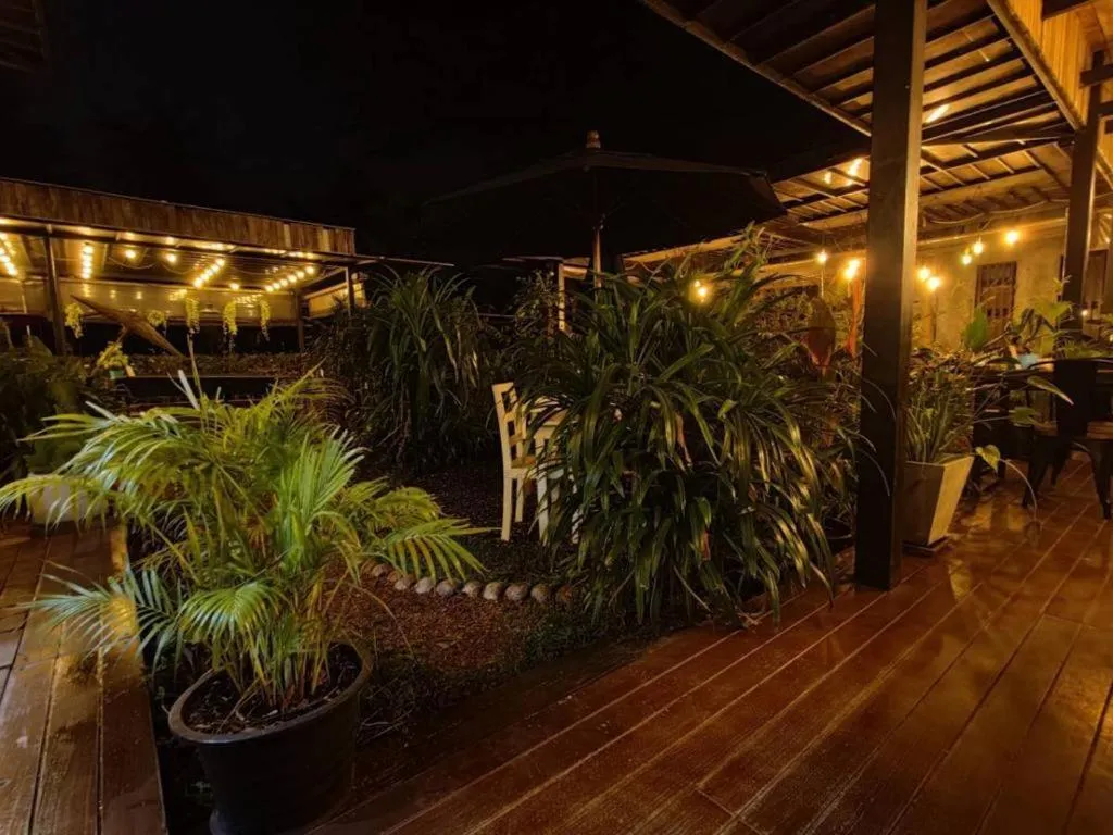 Restaurant/places to eat in The Willow Phangan