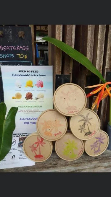 Food and drinks in The Willow Phangan