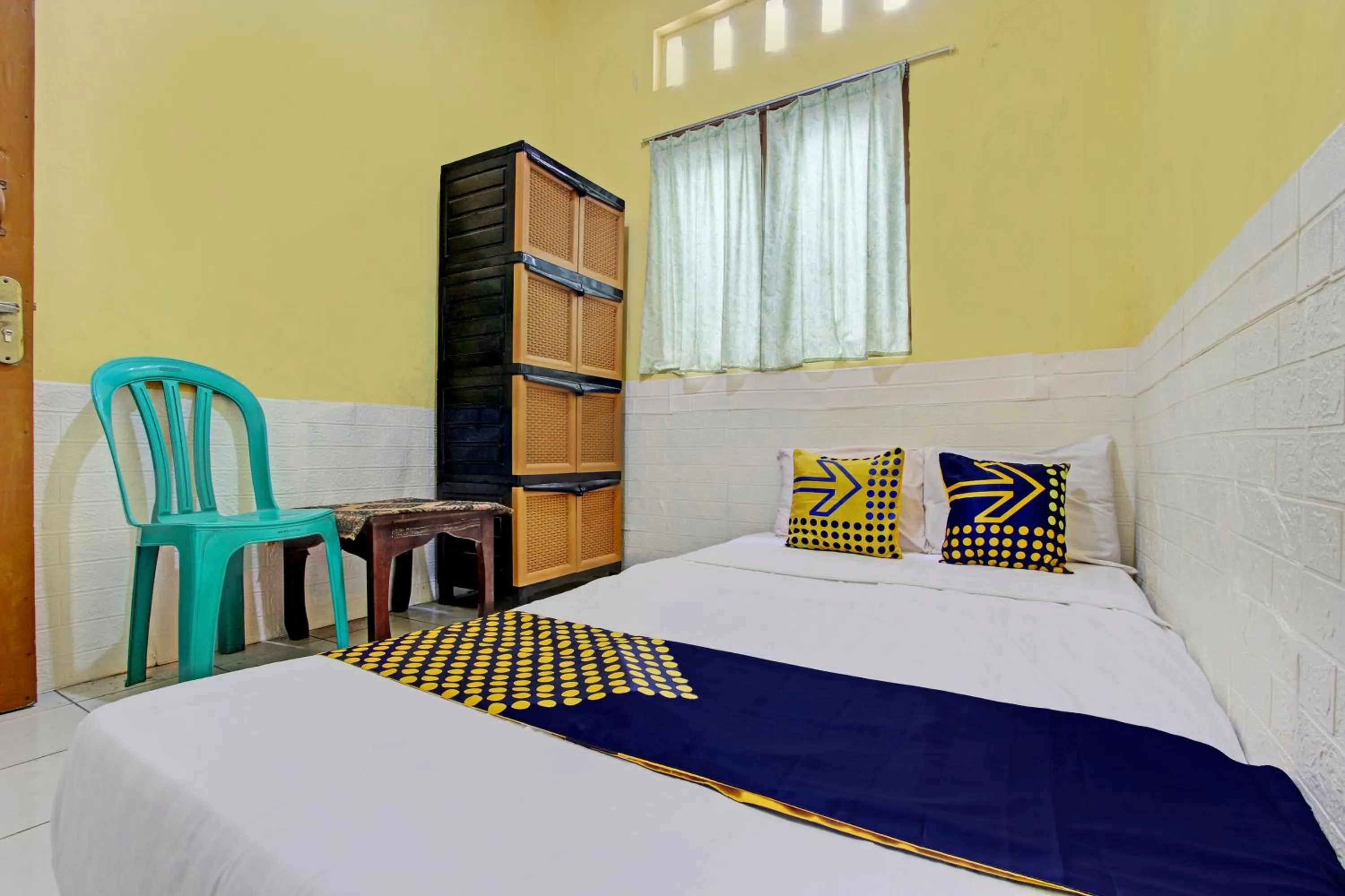 Bedroom, Bed in Hotel O Juan Kostel