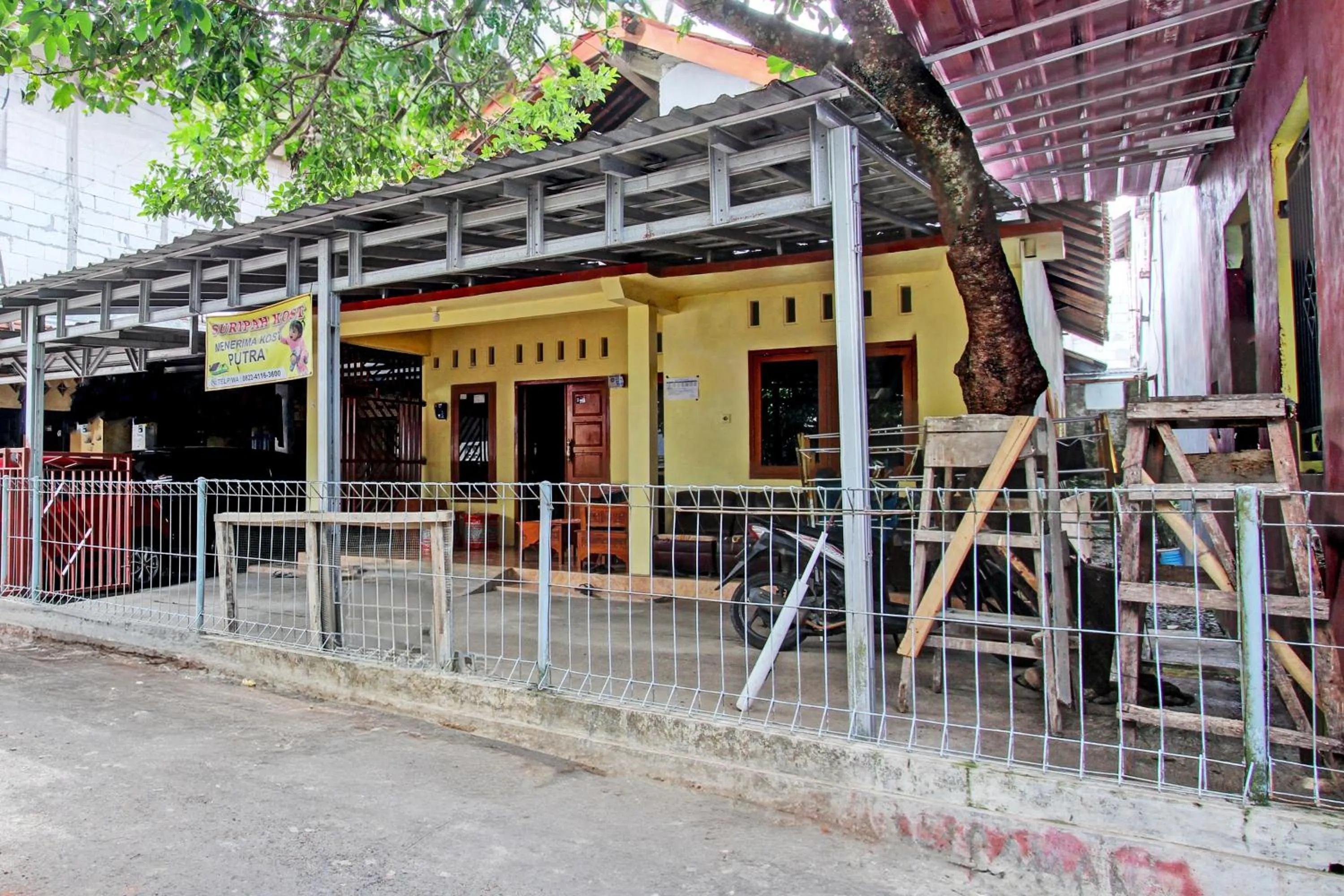 Facade/entrance in Hotel O Juan Kostel
