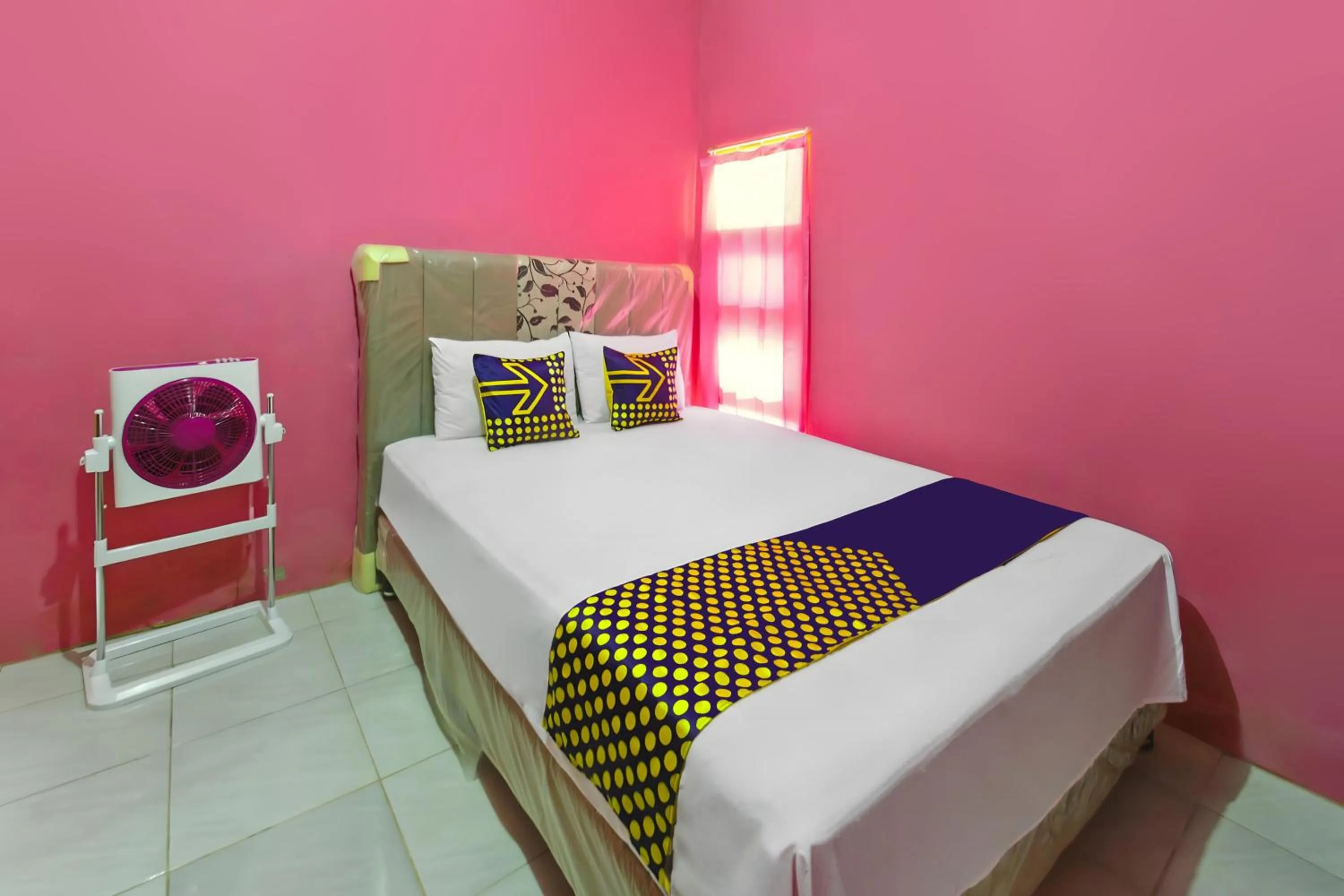 Bedroom, Bed in OYO Life 93405 Montong Are Residence