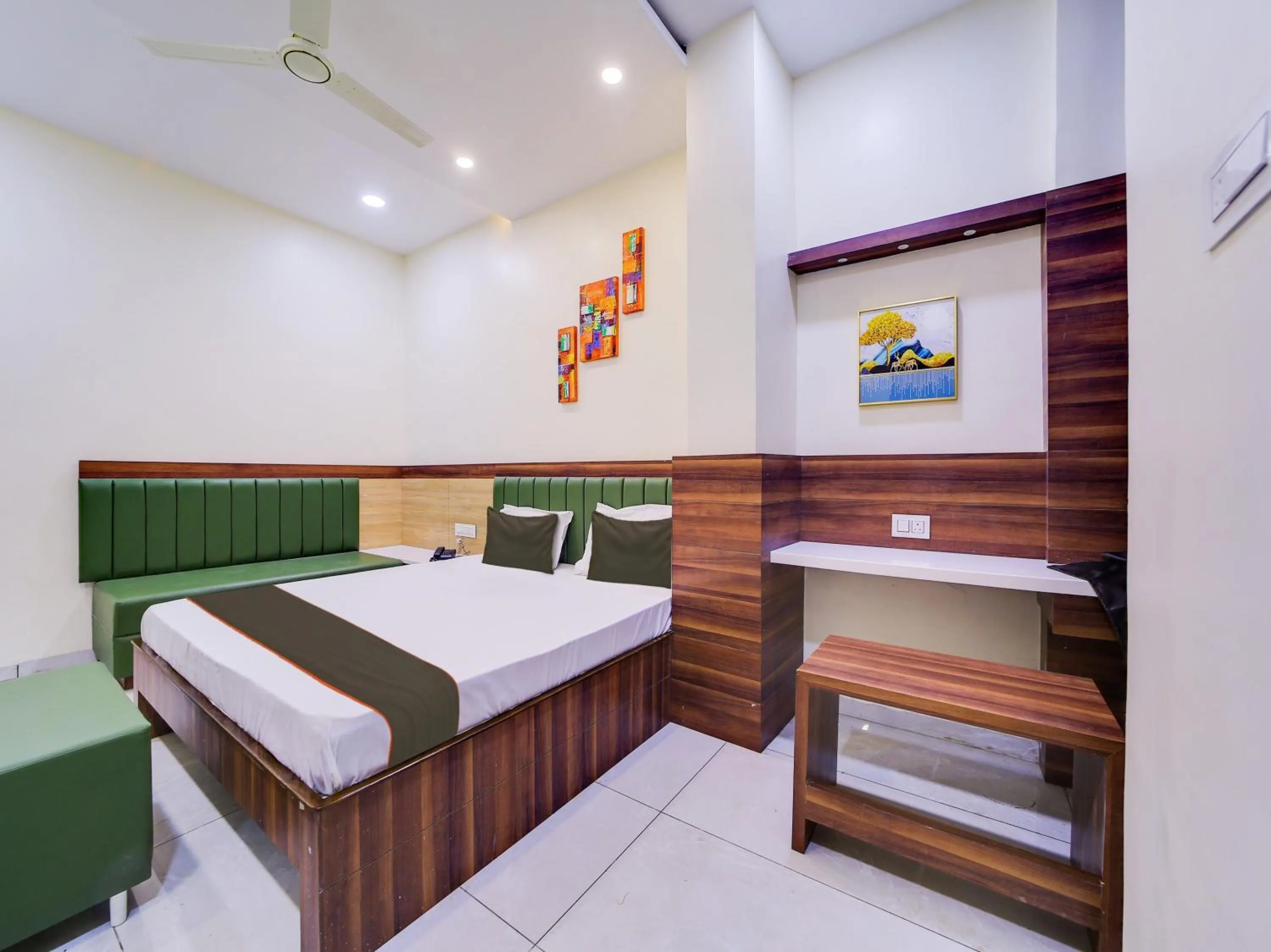 Bedroom, Bed in Hotel O Shyam Paradise