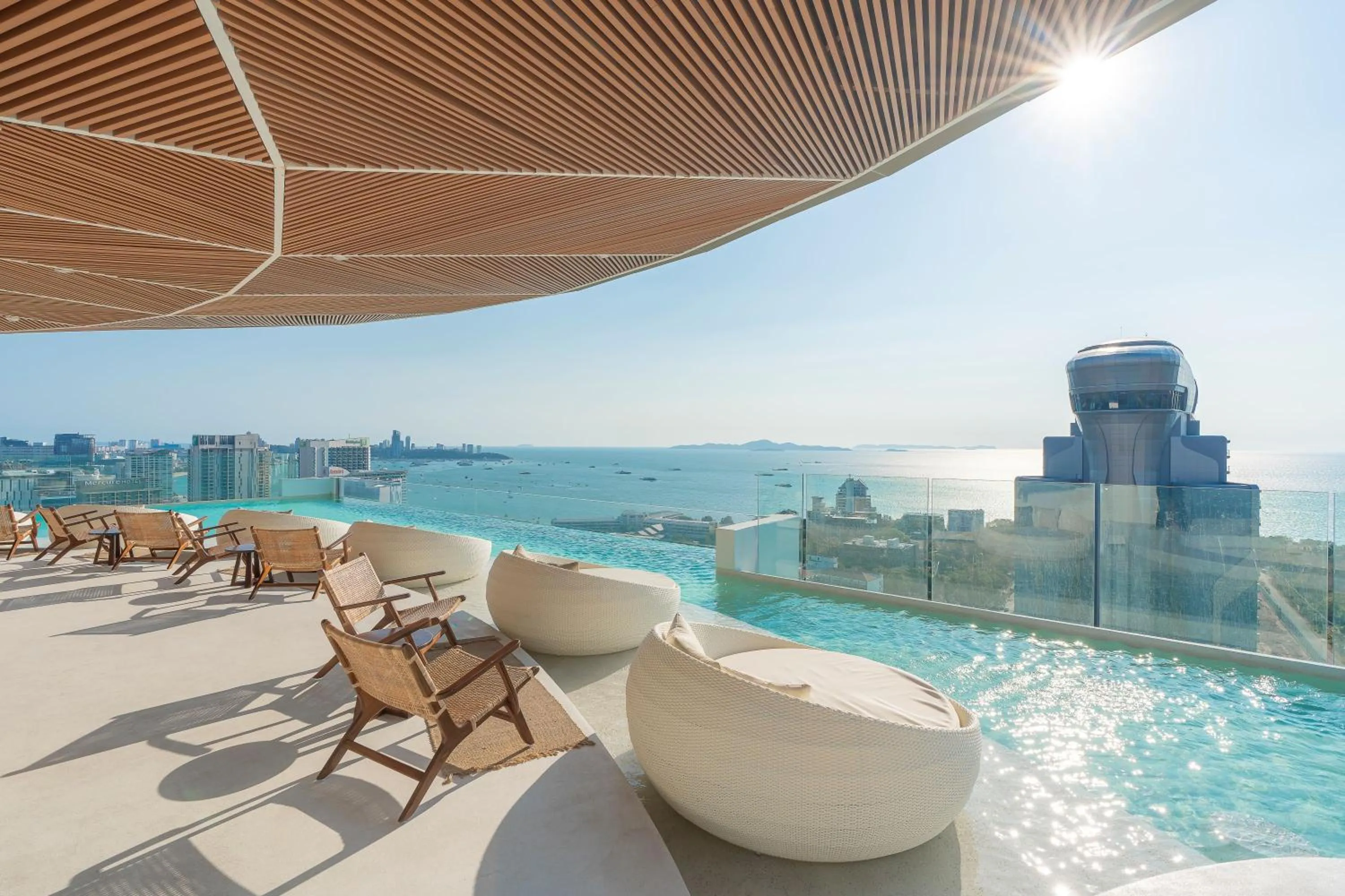 Swimming pool in Akara Hotel Pattaya