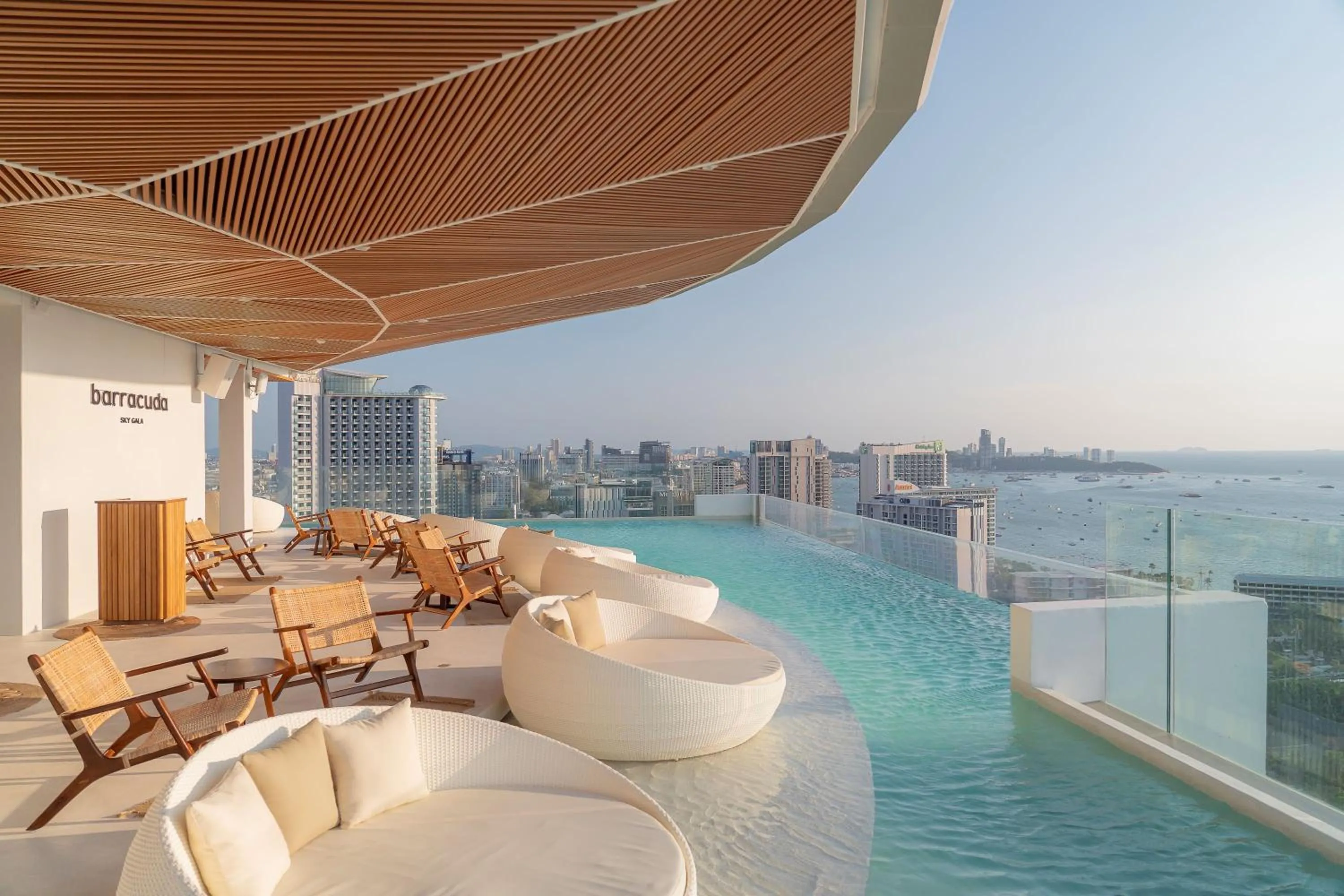 Swimming pool in Akara Hotel Pattaya