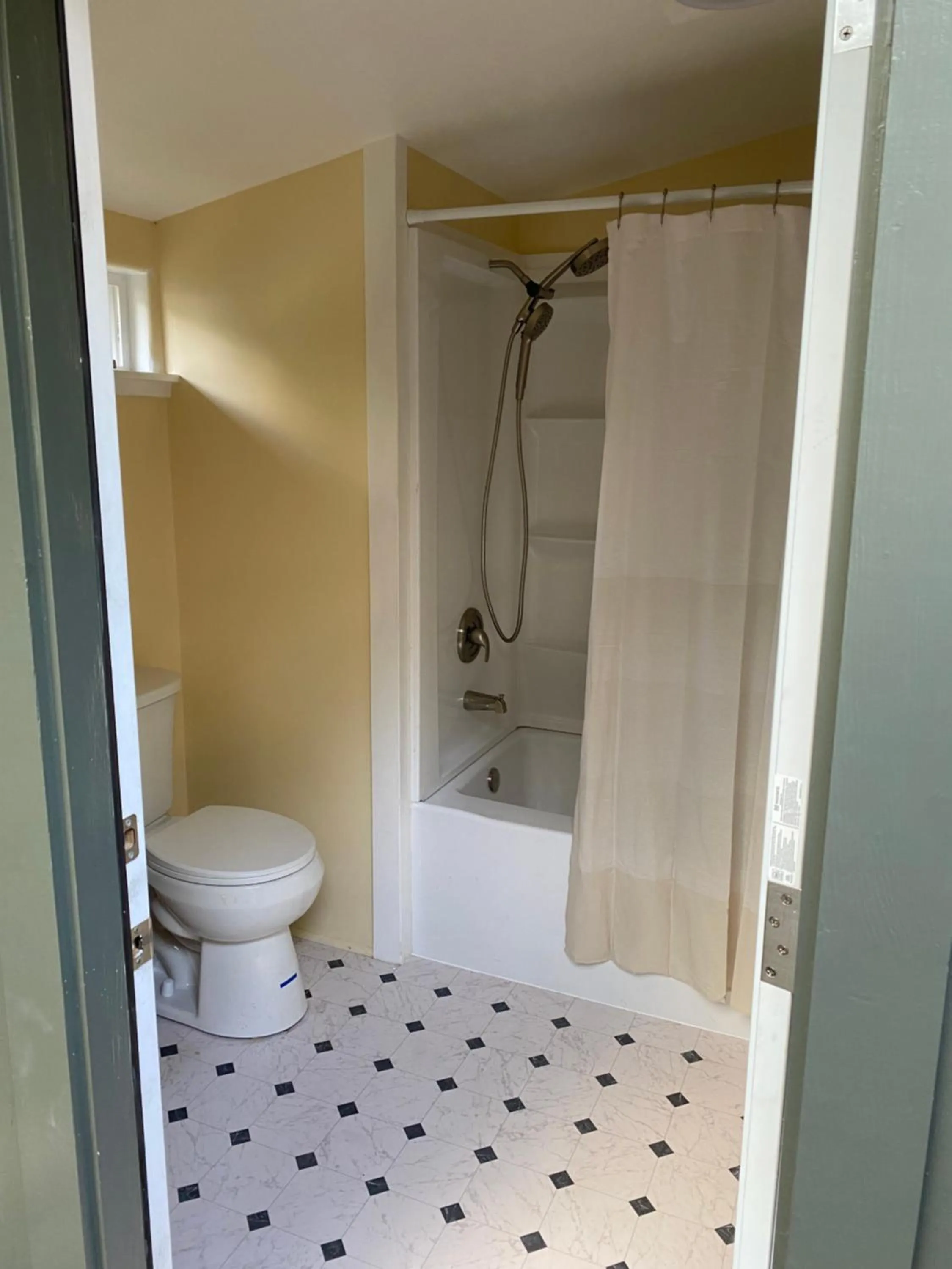 Seven Circles Lodge&Retreat