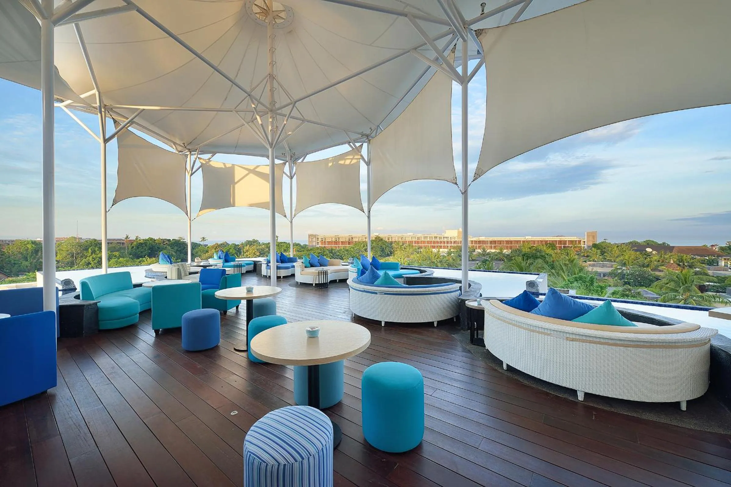 Lounge or bar in de Vins Sky Hotel Seminyak