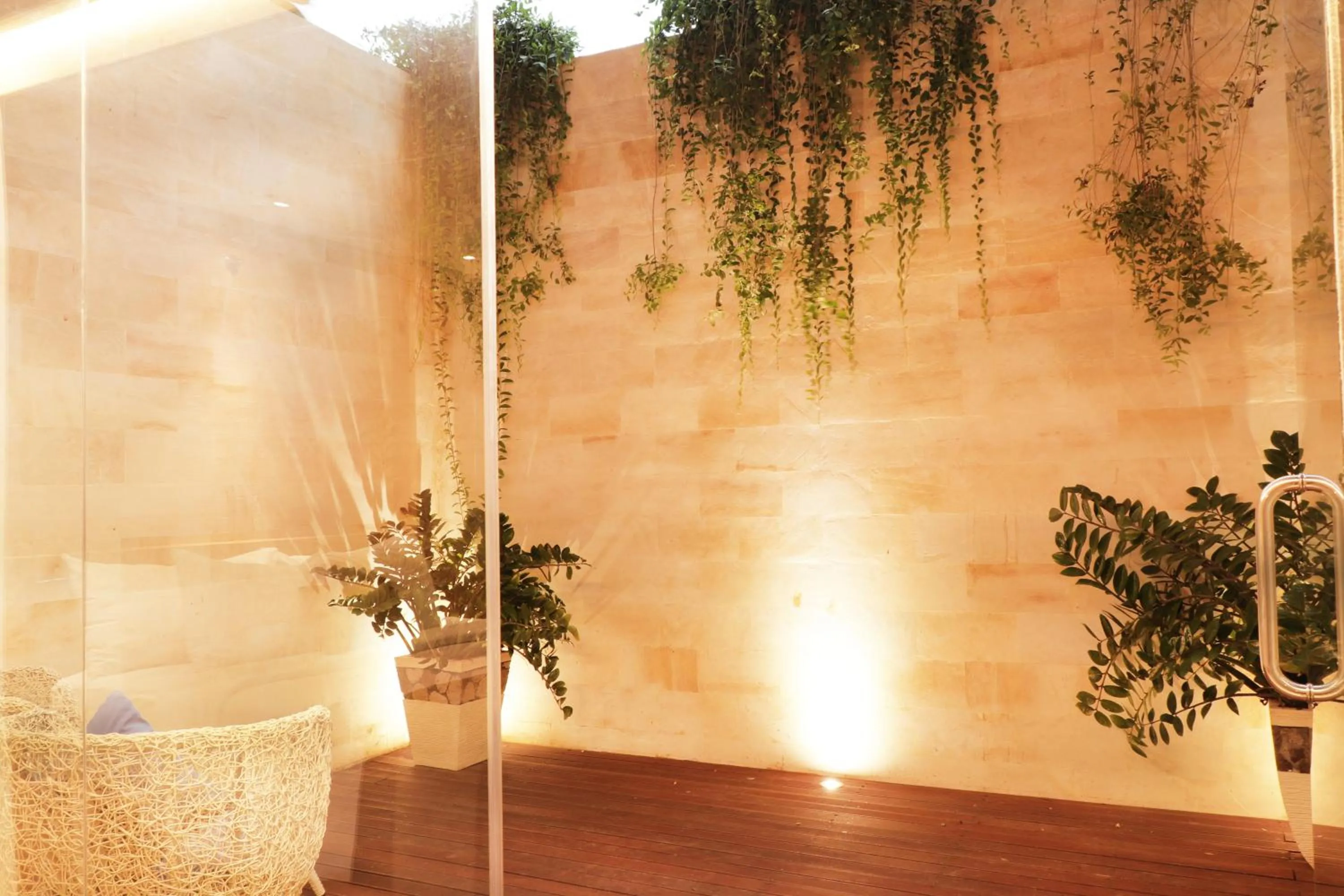 Area and facilities in de Vins Sky Hotel Seminyak