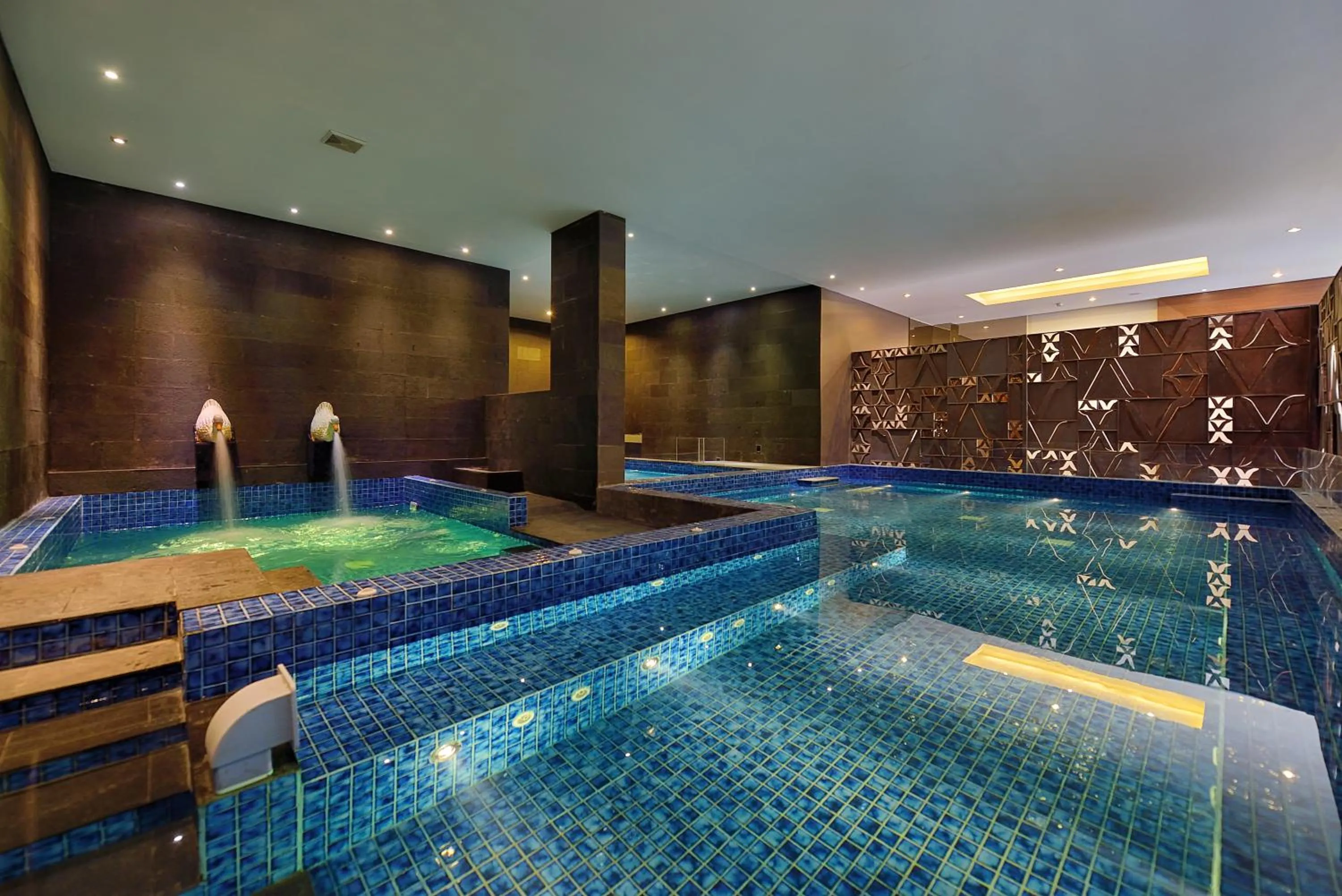 Hot Tub in de Vins Sky Hotel Seminyak