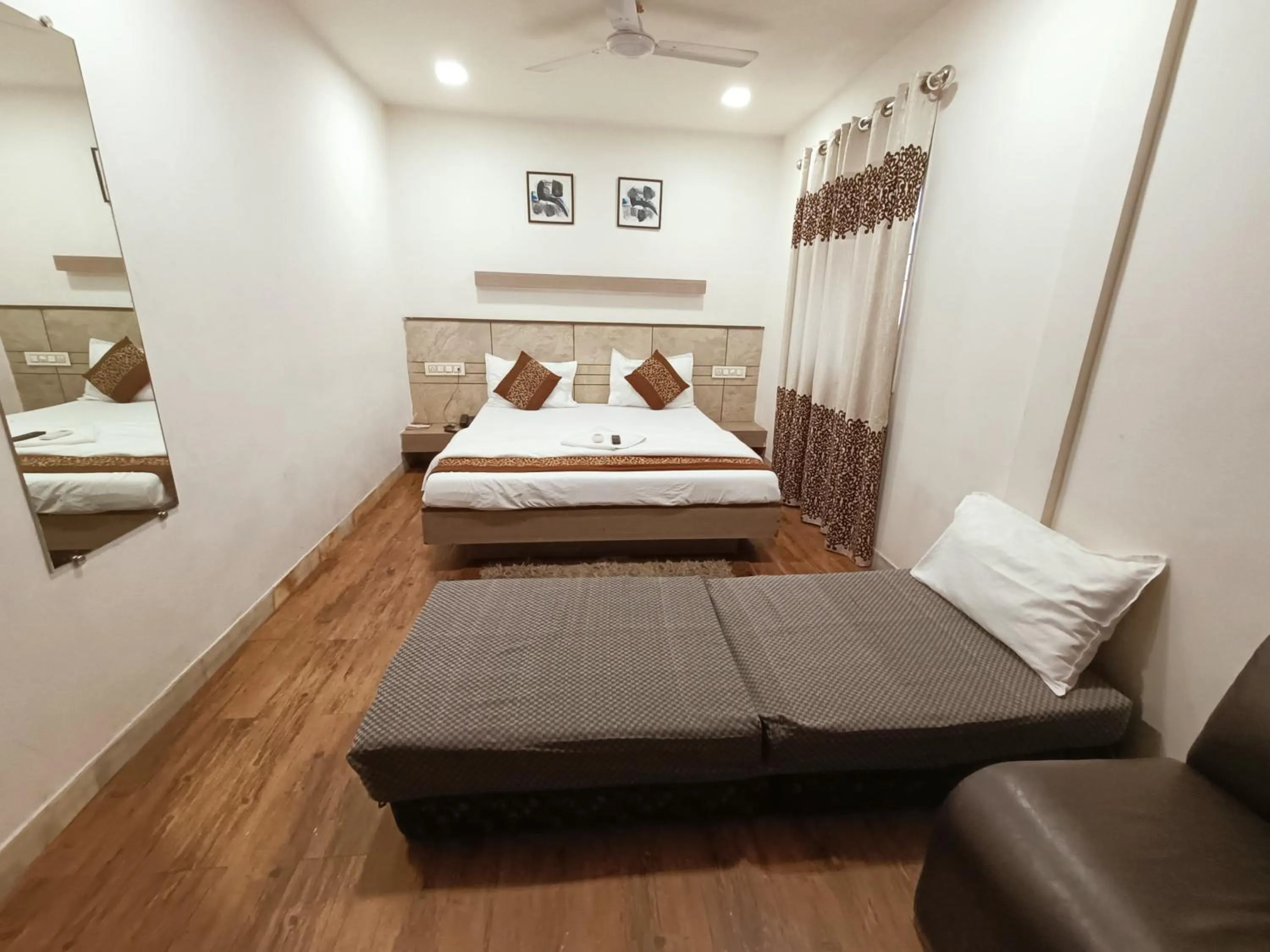 Bedroom, Bed in Hotel City Inn