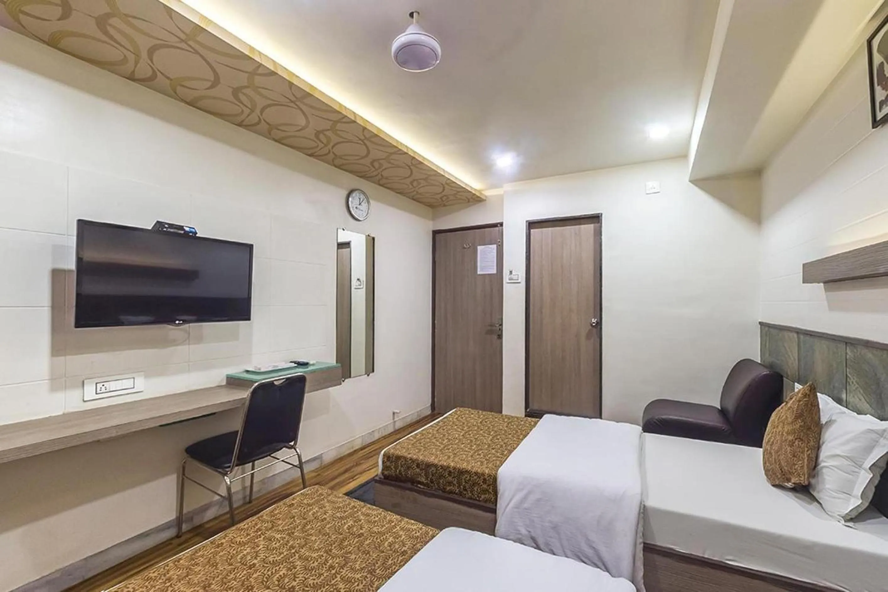 Bedroom, Bed in Hotel City Inn