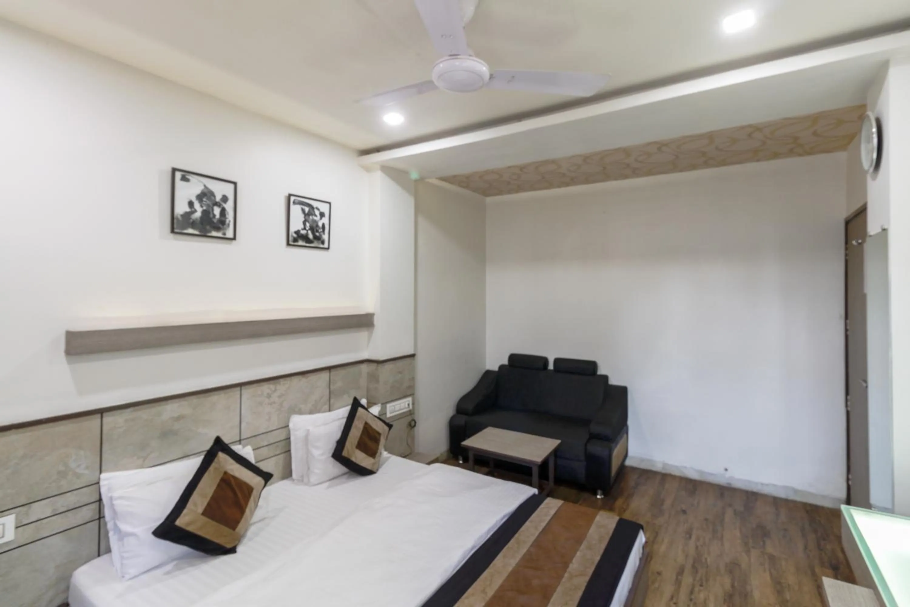 Bedroom, Bed in Hotel City Inn