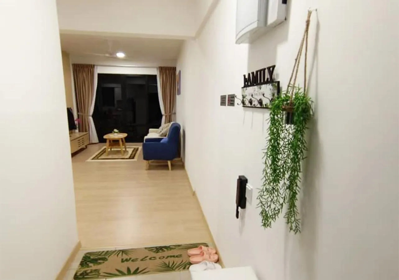 Facade/entrance, Bed in Mutiara Melaka Beach Resort - Islamic Compliance Only