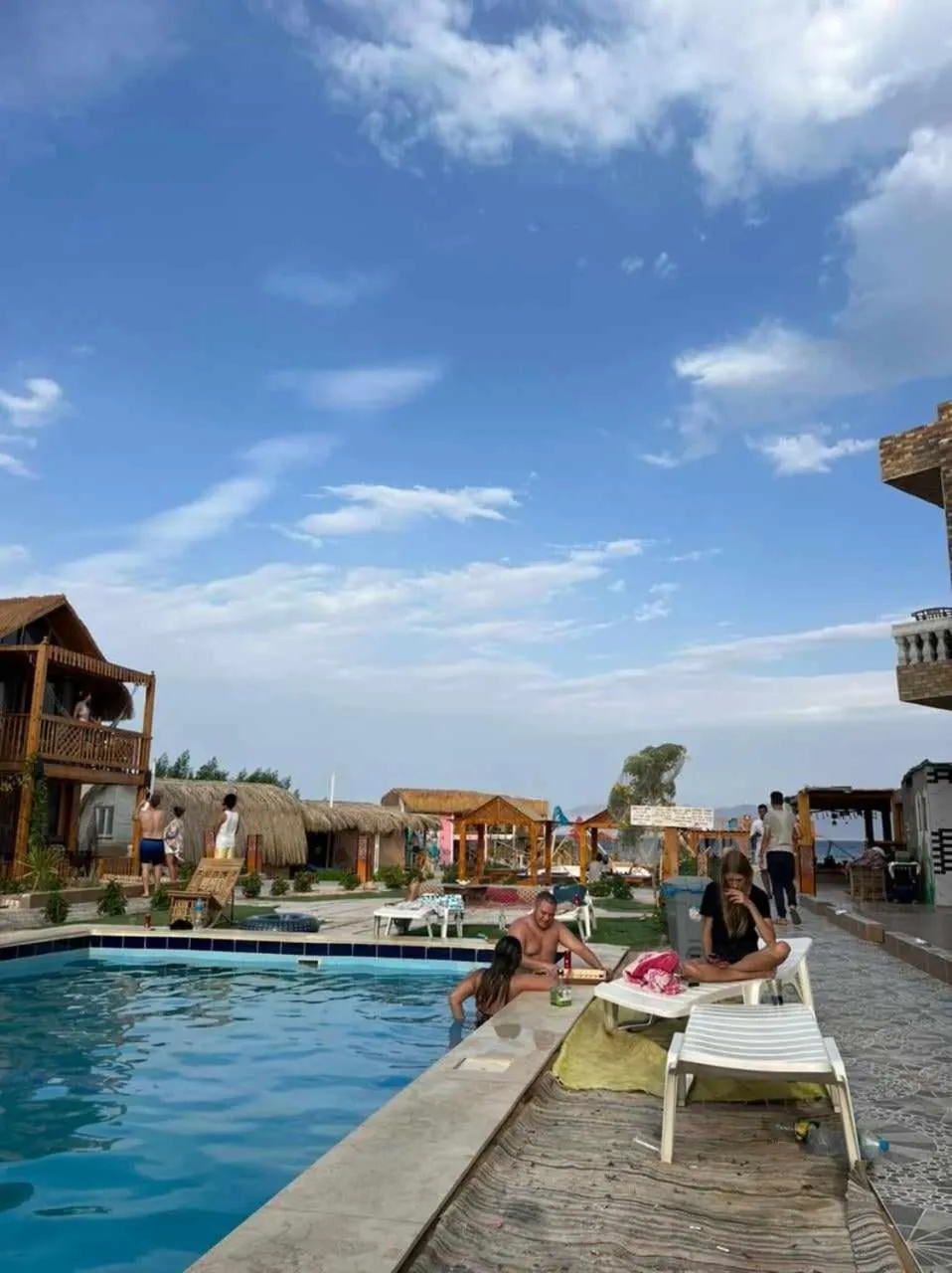 Green Beach Camp & Hotel