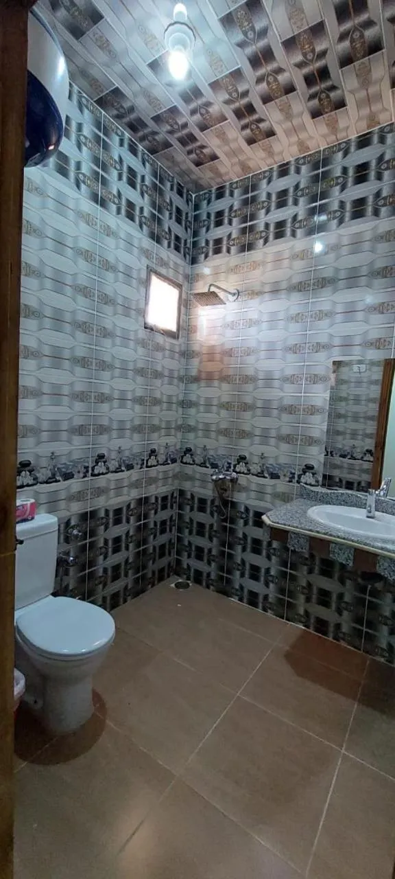 Green Beach Camp & Hotel