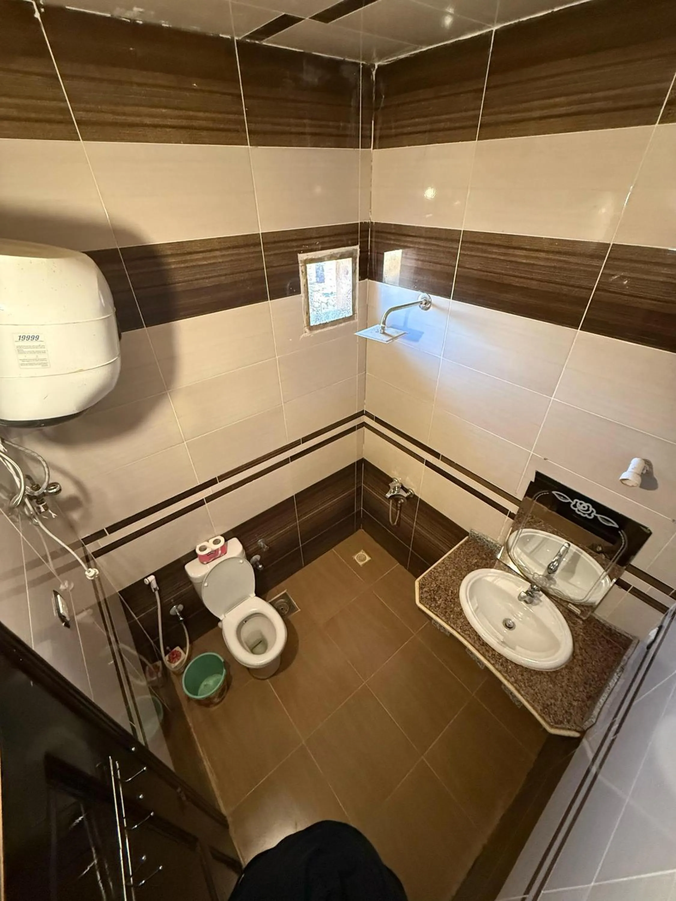 Green Beach Camp & Hotel