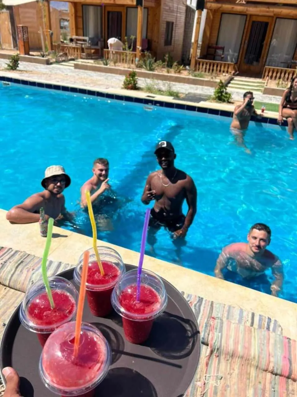 Green Beach Camp & Hotel