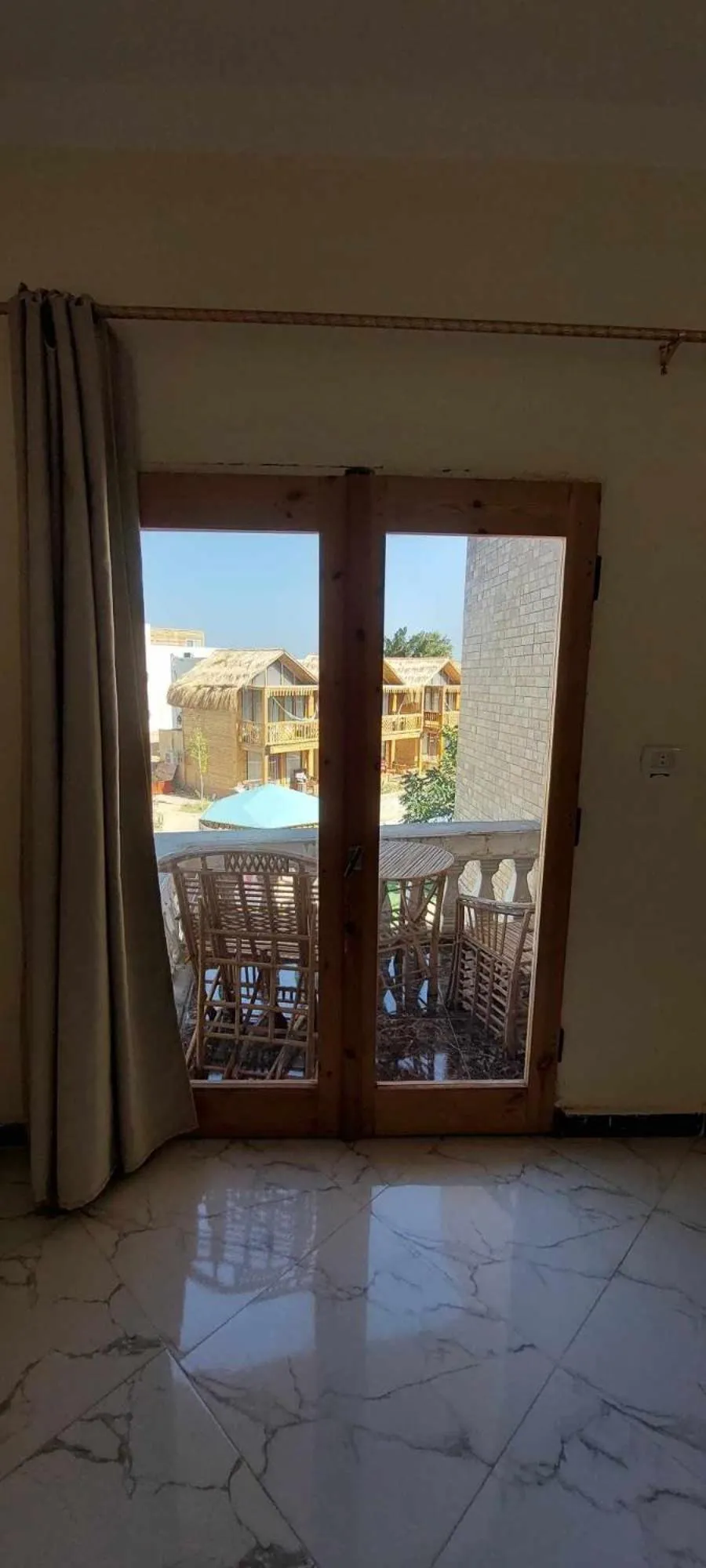 Green Beach Camp & Hotel