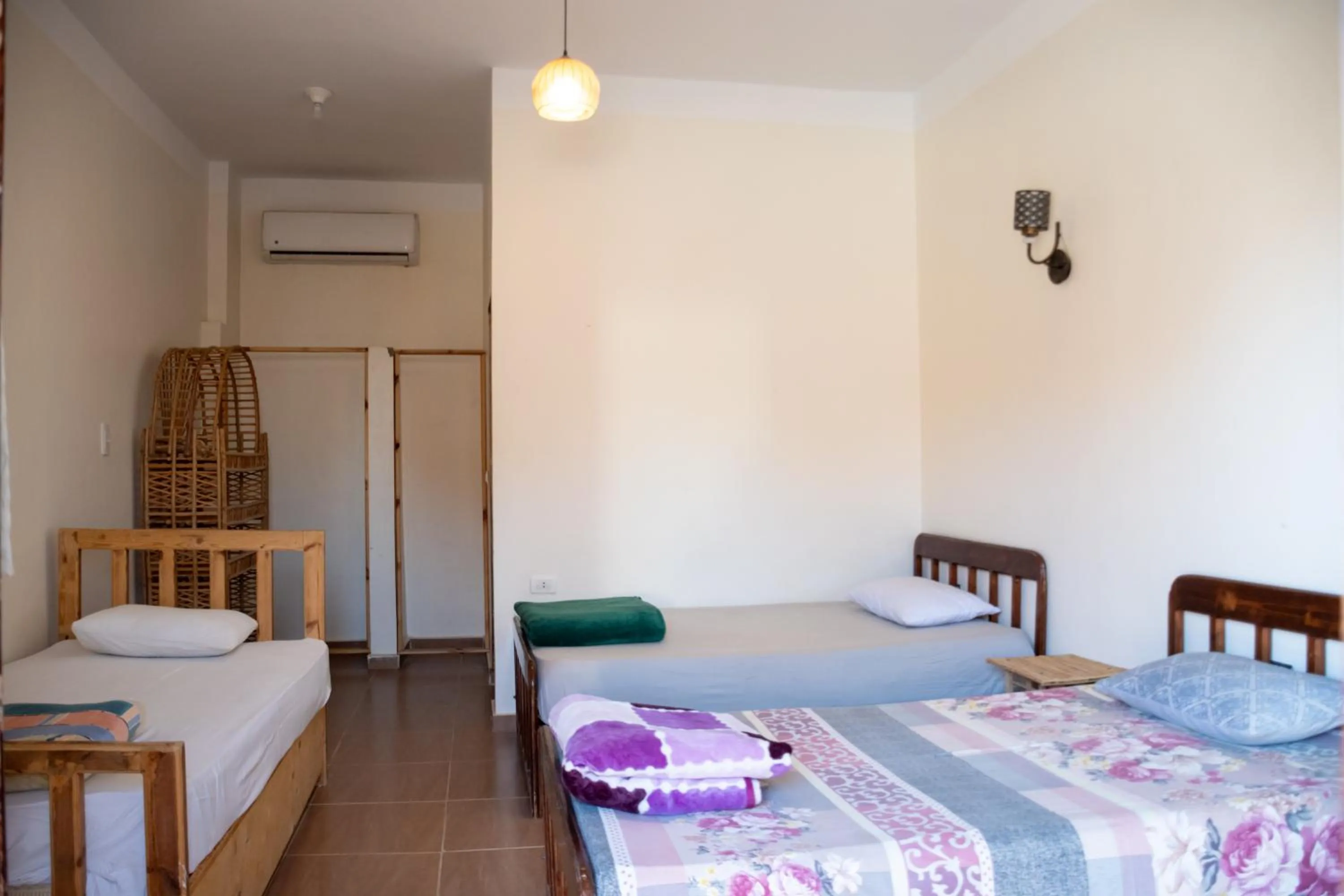 Bed in Green Beach Camp & Hotel