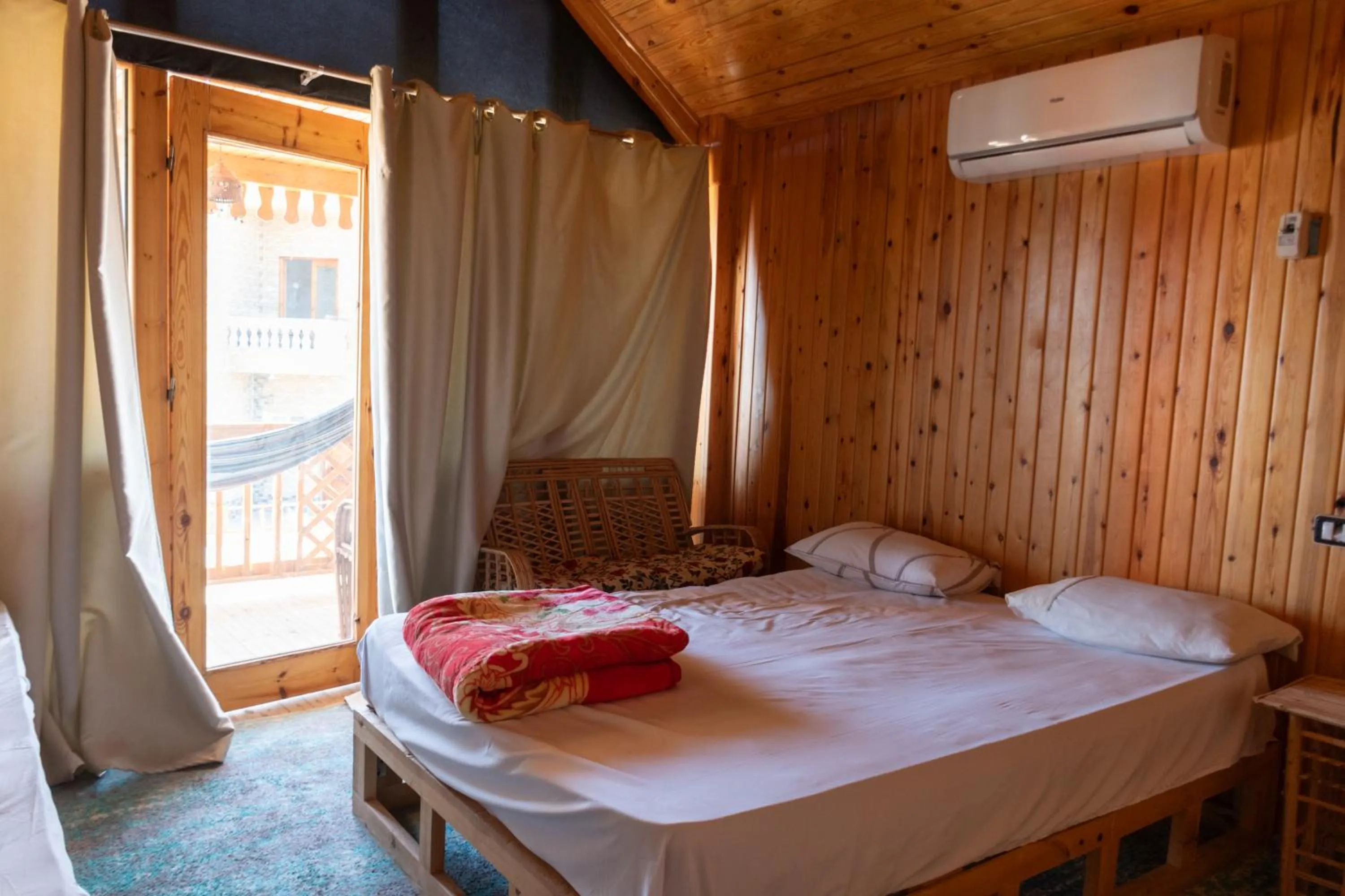 Bed in Green Beach Camp & Hotel
