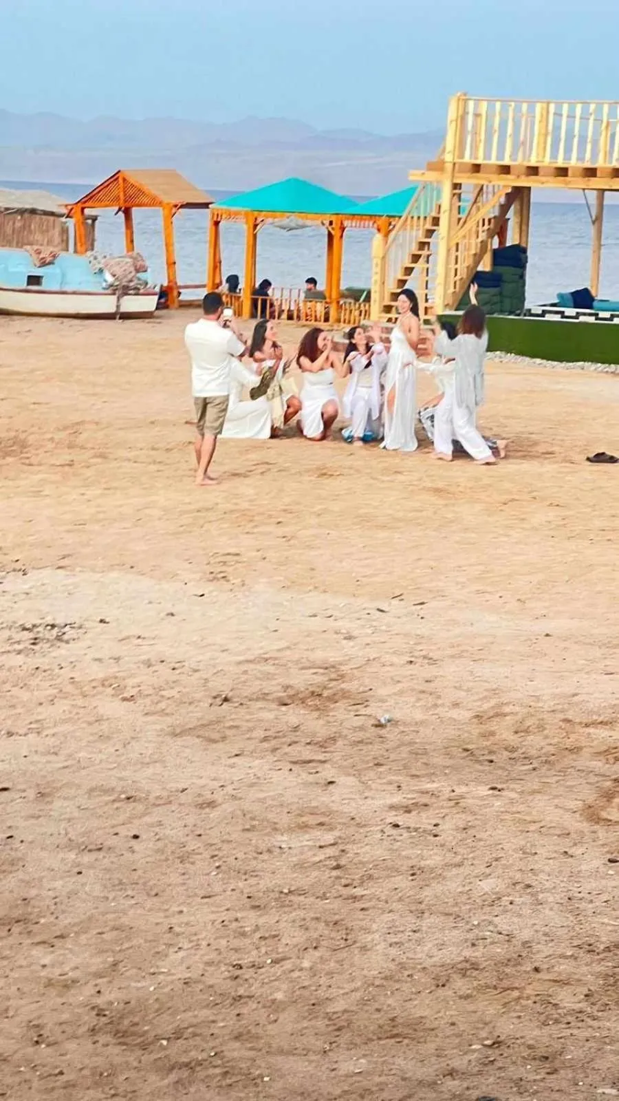 Green Beach Camp & Hotel